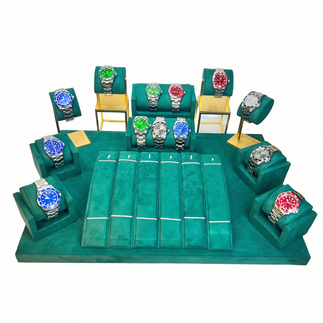 NO:711235,green suit,19860909绿色套装,,Watch