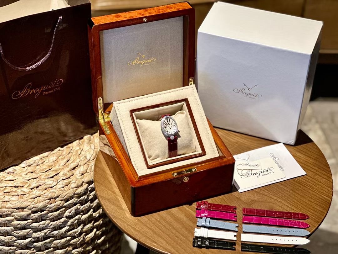 NO:711247,Baojibr,19860909宝积br,,Watch