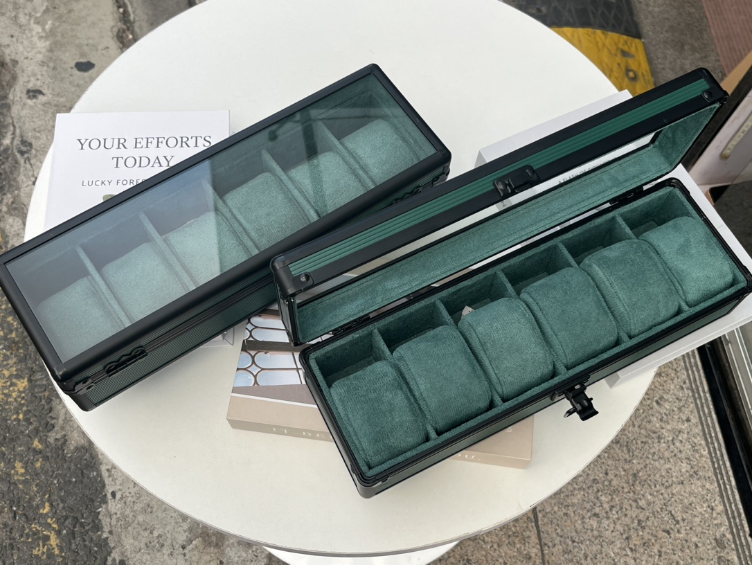 NO:711364,round aluminum,19860909圆铝,,Watch