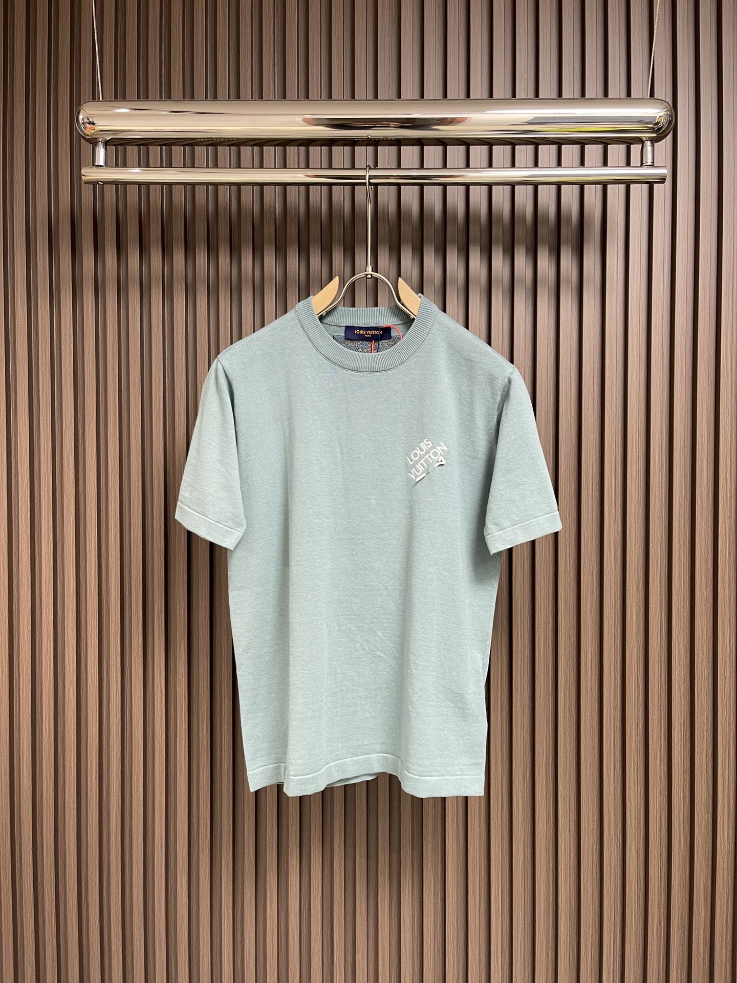 Compre la mejor réplica de alta calidad auténtica
 Louis Vuitton Ropa Camiseta Bordado Universal para hombres y mujeres Algodón Tejido Colección primavera – verano