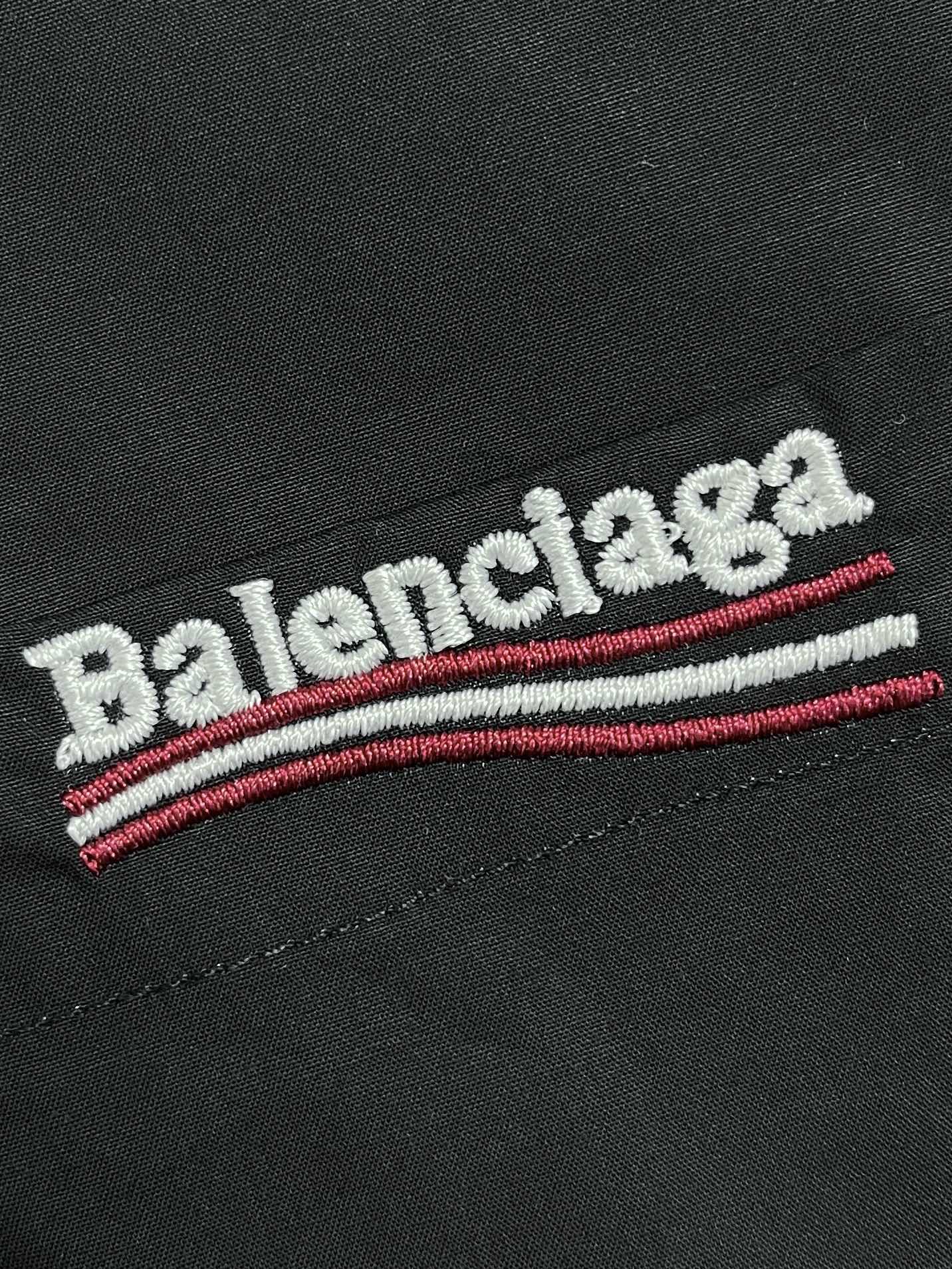 Balenciaga巴黎世家可乐海浪刺绣长袖衬衫经典永不过时低调百搭胸前小海浪刺绣点睛之笔日常通勤正式场