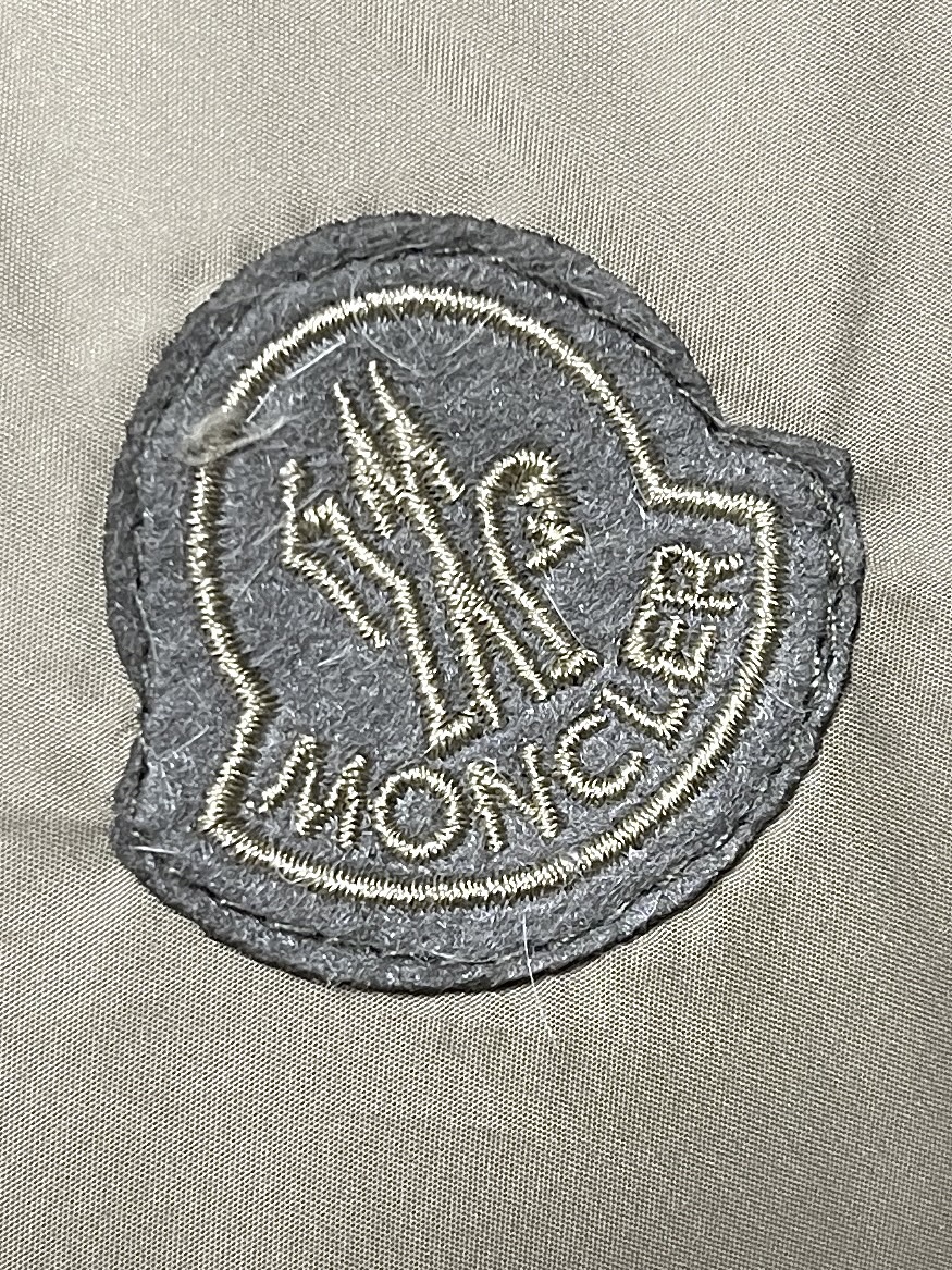 moncler2024ss秋冬新款连帽羽绒服秋冬必备的高端羽绒服极简风格男士气质与温度兼具的高端单品此款