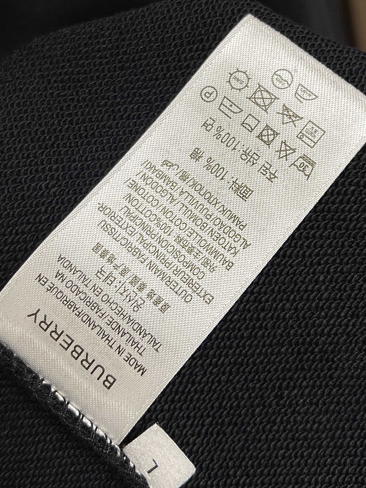 Burberry2024fw早秋新款圆领卫衣男女同款！独特吸引人的眼球这一款卫衣品相品质都在线舒适度一如