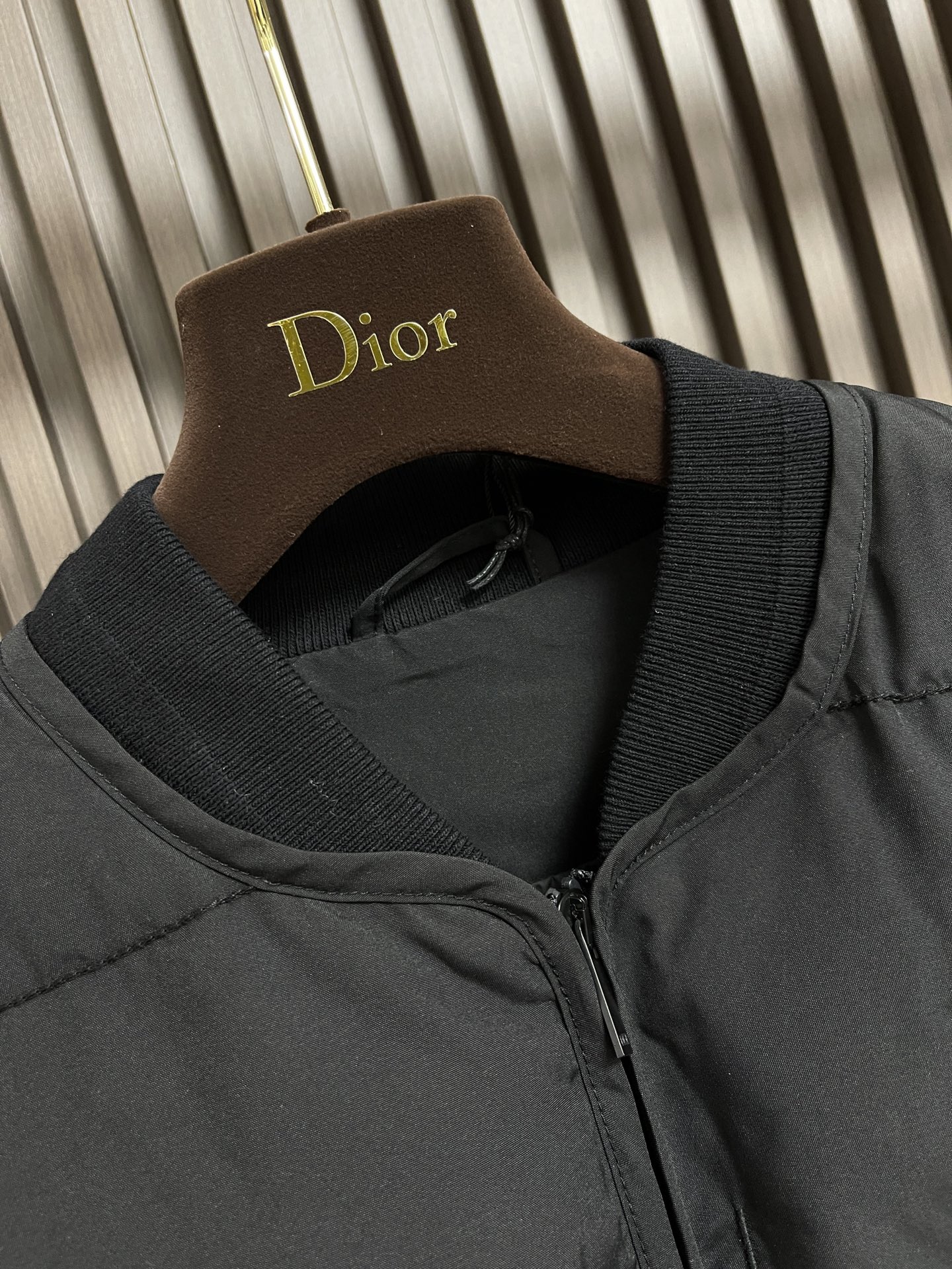 Dior2024ss秋冬秀款棉服棒球领羽绒夹克袖子可拆三合一面料四层内胆方便日常洗护解决羽绒不易打理问题