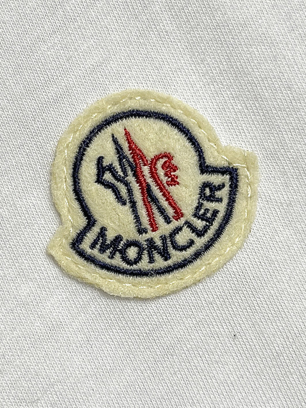 moncler2025SS早春新款小标标识短袖T恤定制云舒绒棉平纹柔软细腻舒适贴肤标志性moncler标