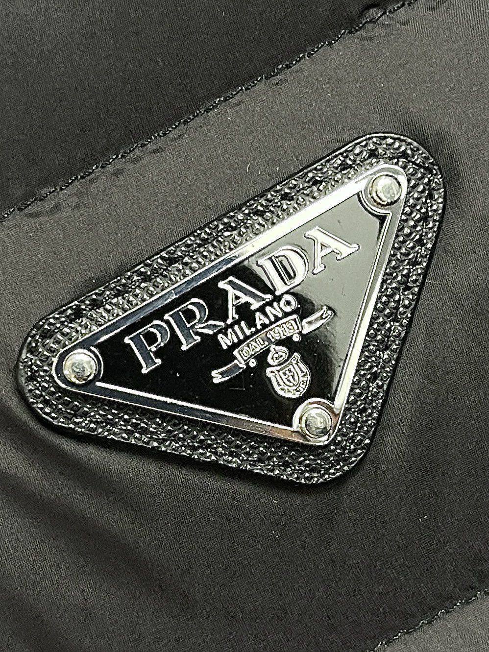 Prada2024SS秋冬新款羽绒服原版订制五金配件全进口原版定制绝对的高品质采用顶级90白鸭绒超柔软充