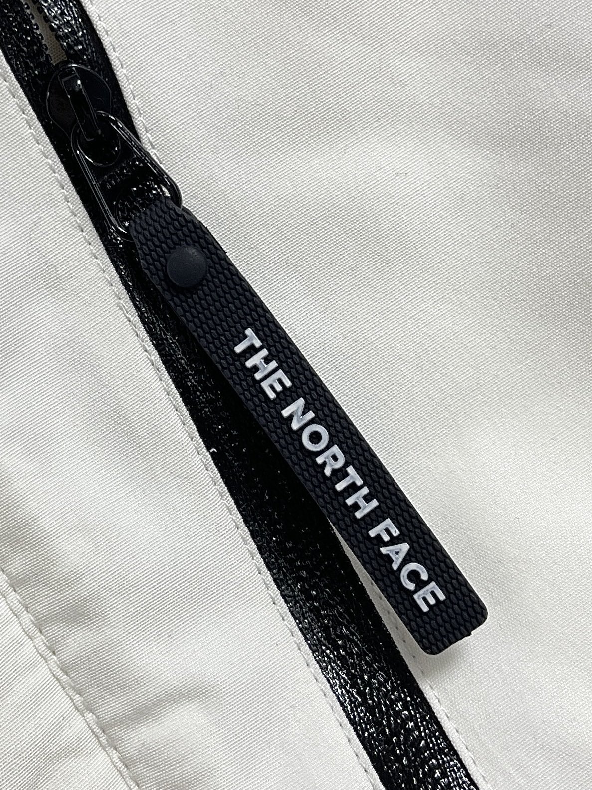 🛒🛒THE NORTH FACE TNF 工装羽绒服外套，这款羽绒是THE NORTH FACE 巅峰之