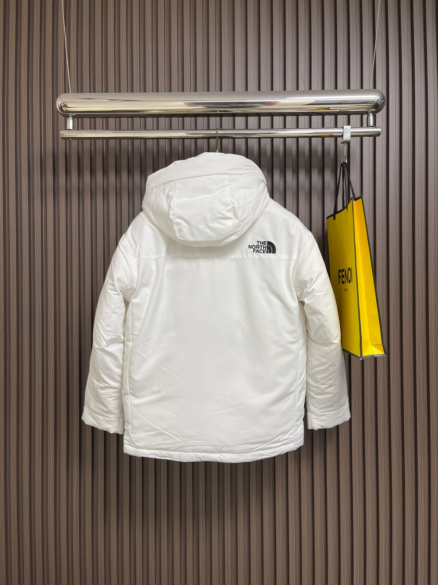 🛒🛒THE NORTH FACE TNF 工装羽绒服外套，这款羽绒是THE NORTH FACE 巅峰之