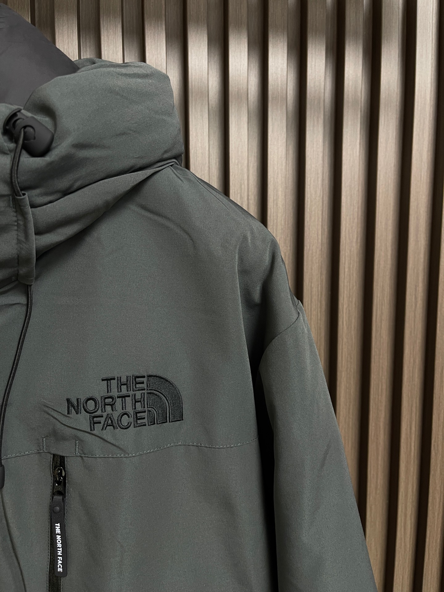 🛒🛒THE NORTH FACE TNF 工装羽绒服外套，这款羽绒是THE NORTH FACE 巅峰之