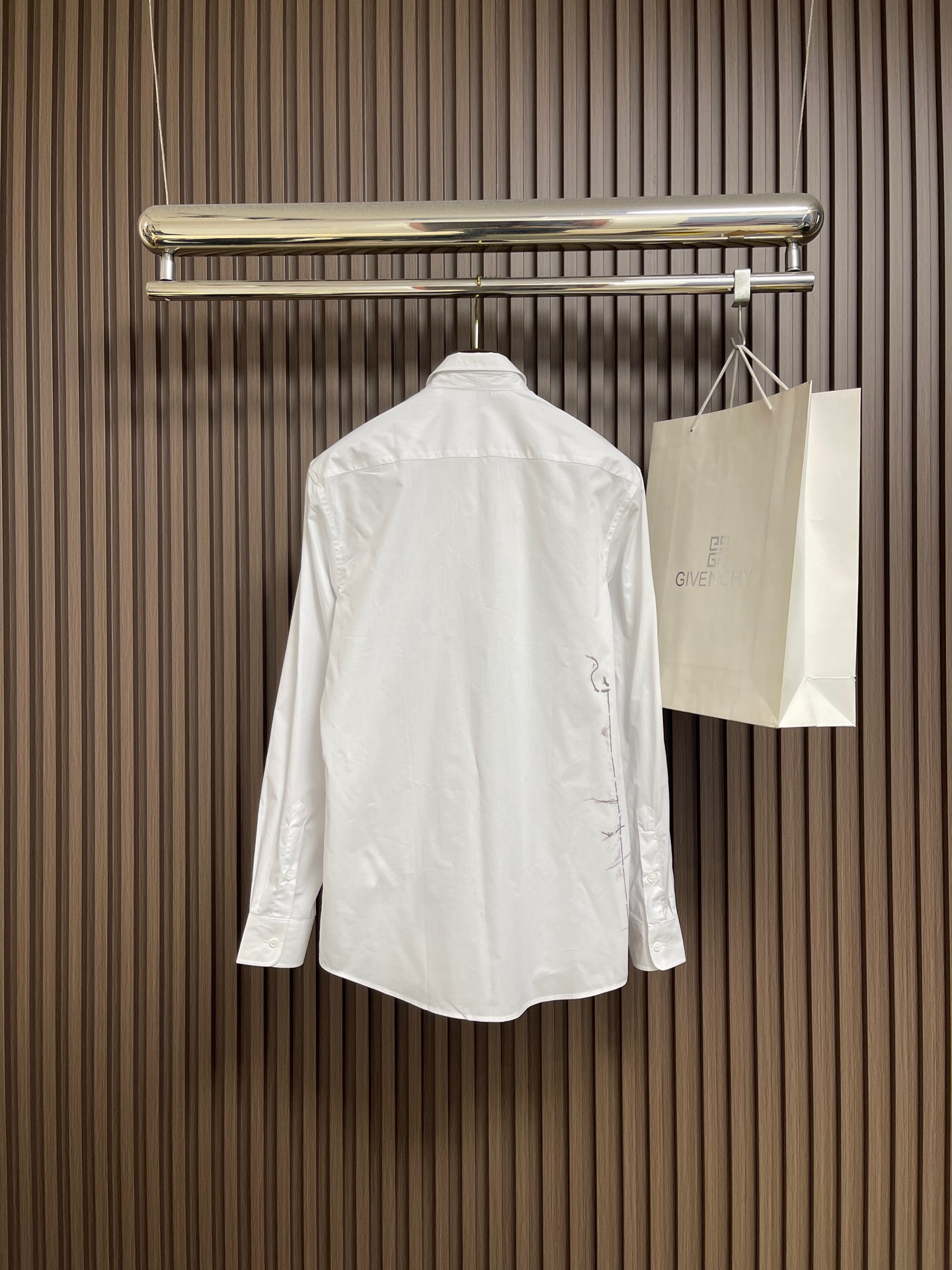 🛒🛒Givenchy 纪梵希绿松石纽扣点缀印花长袖衬衫，鲁泰125支精棉面料，3维3D印花工艺衬衣，搭配