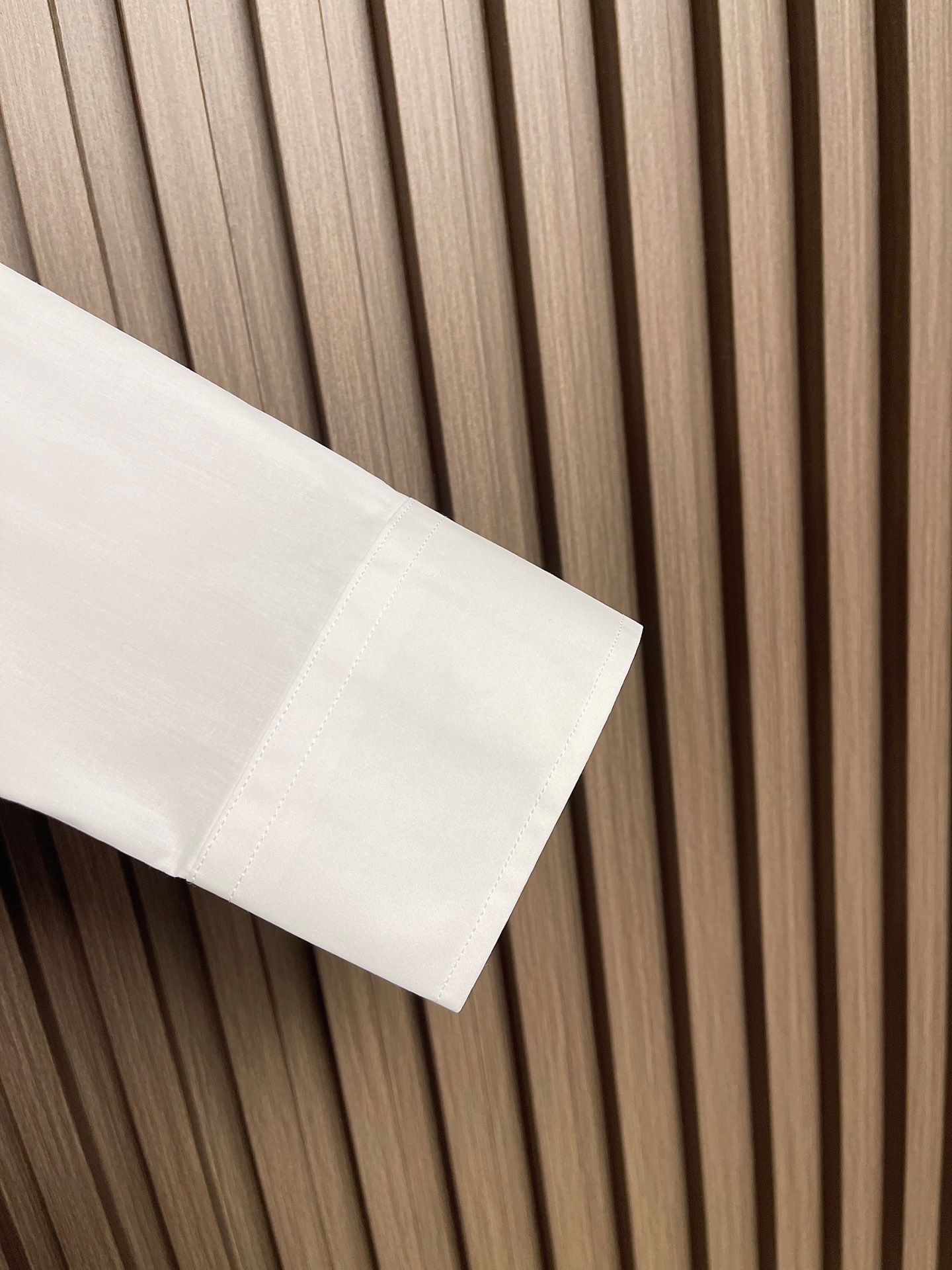 🛒🛒Givenchy 纪梵希绿松石纽扣点缀印花长袖衬衫，鲁泰125支精棉面料，3维3D印花工艺衬衣，搭配