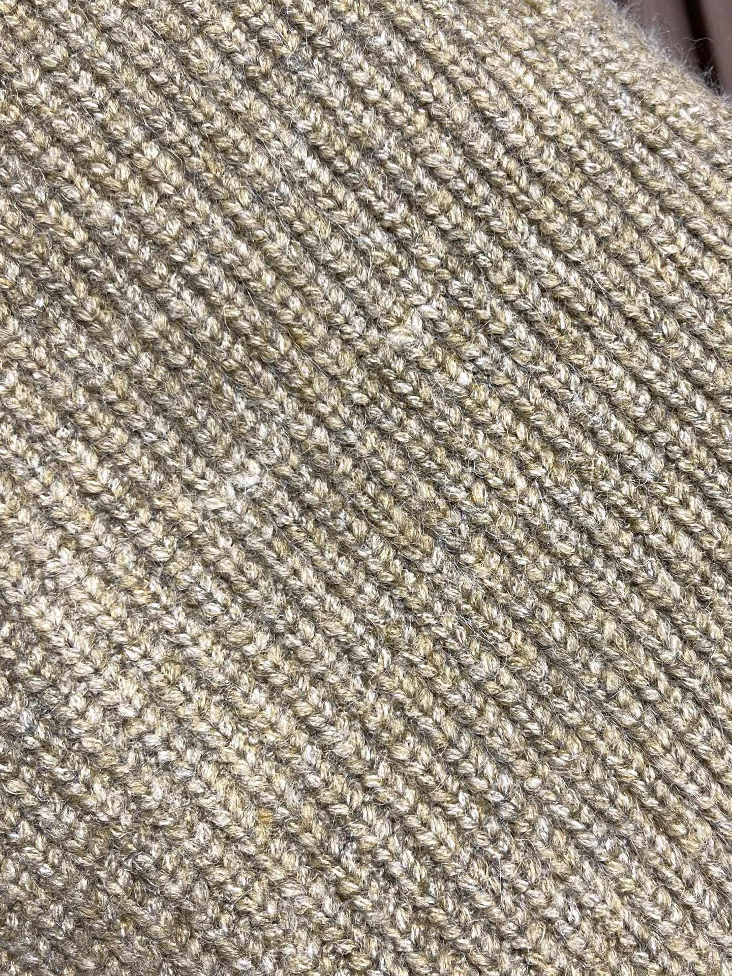 🛒🛒lP🆕 LoroPiana 2025ss秋冬新品翻领针织毛衣外套，美式穿搭经典设计 基础色随意搭配都