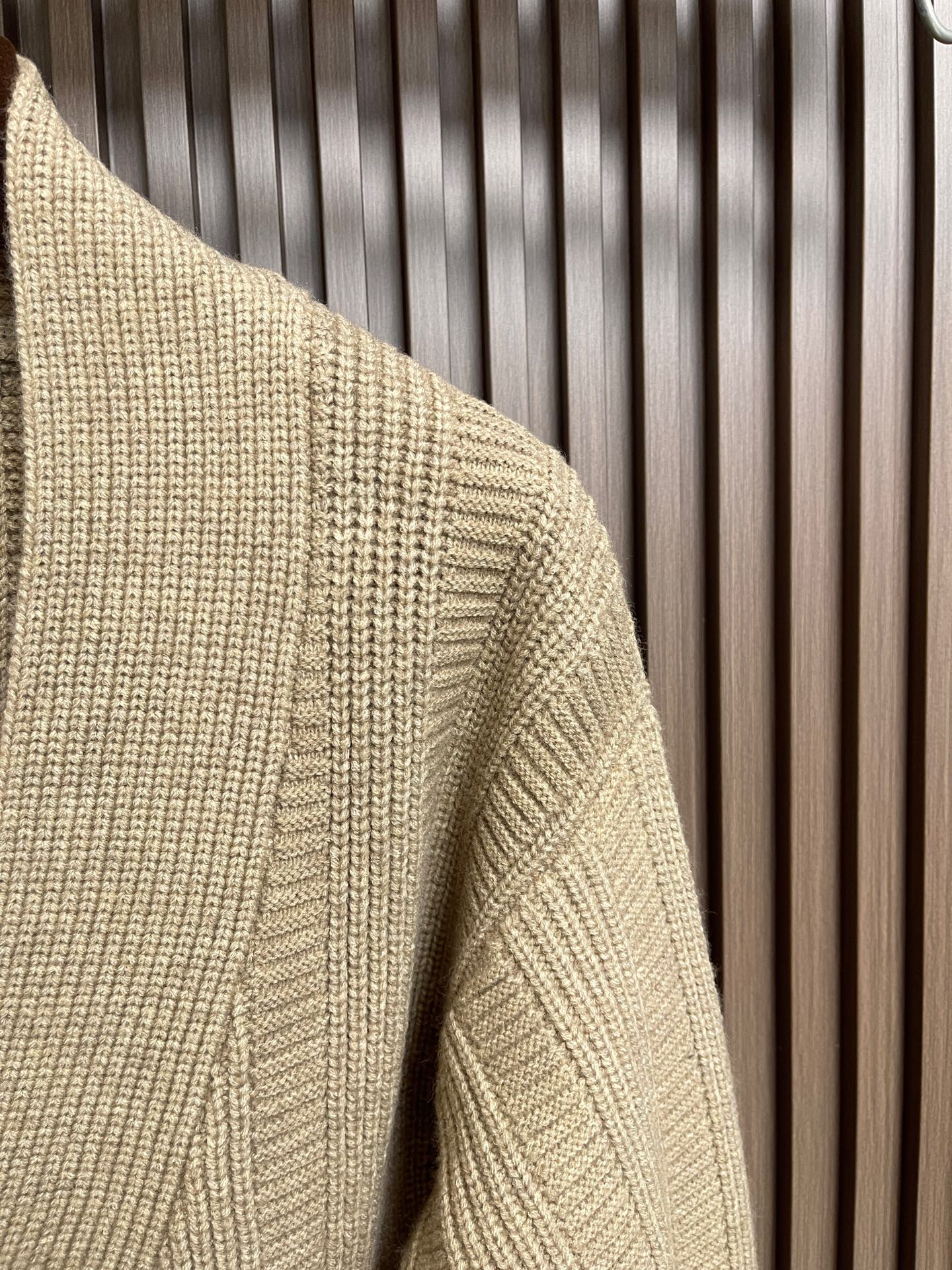 🛒🛒Brunello Cucinelli BC 2025ss秋冬新款针织开衫，采用进口混纺面料 柔软细腻