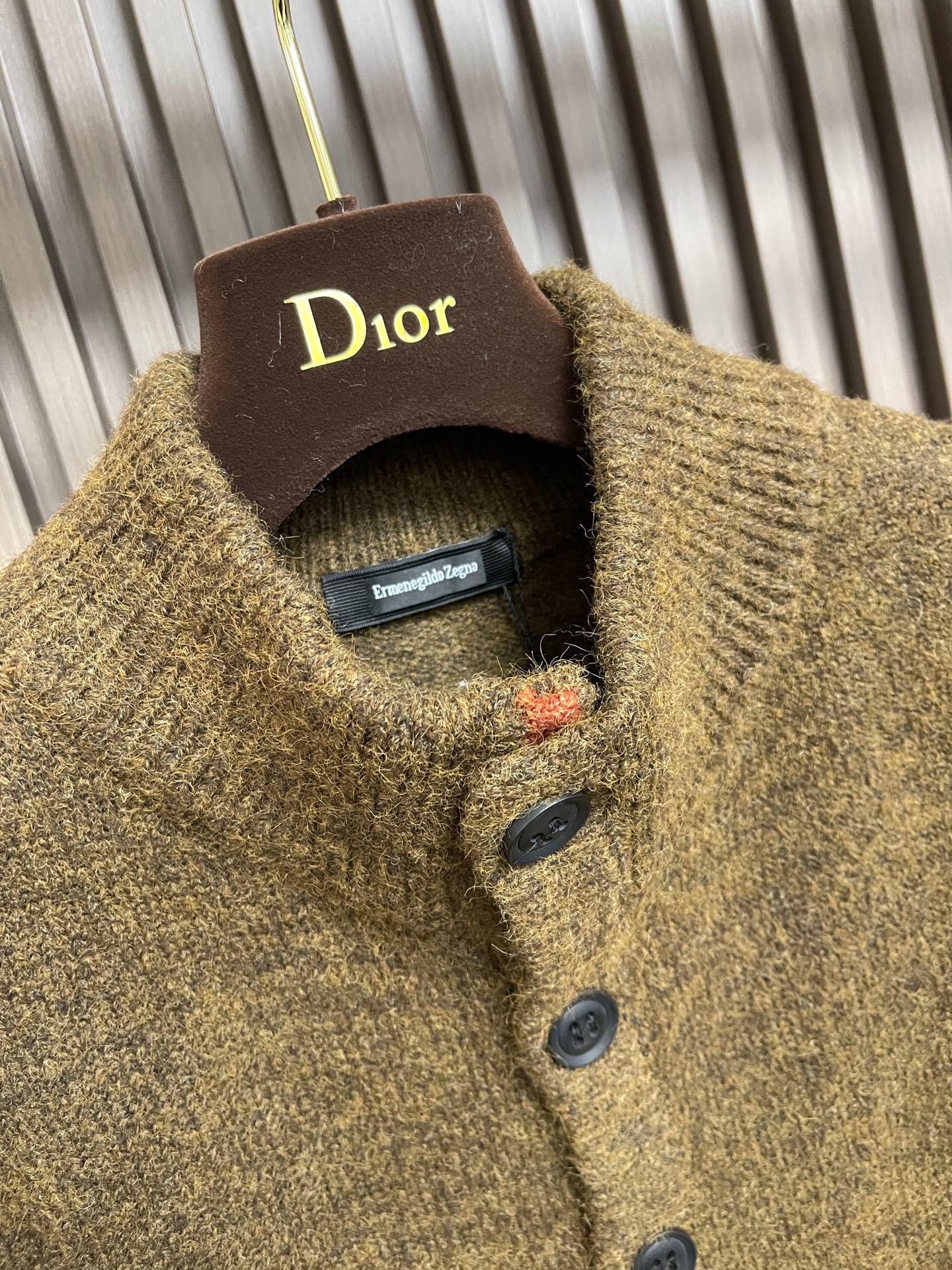 🛒🛒Zegna 2025SS秋冬新款经典毛衣针织开衫 采用日本进口自动针织机织造 针路紧密，版型可修身可