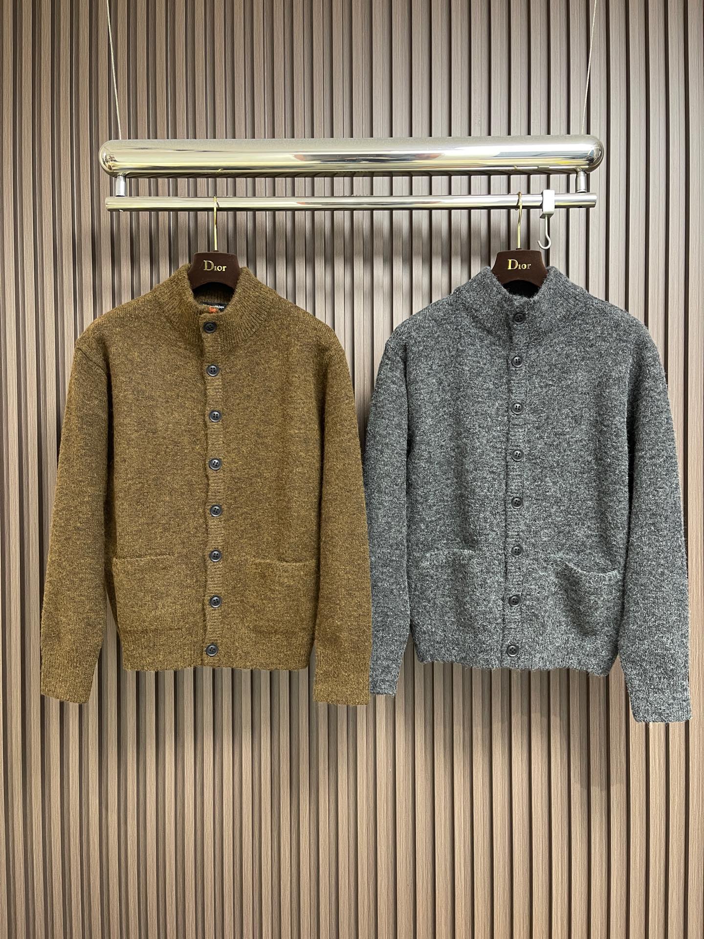 🛒🛒Zegna 2025SS秋冬新款经典毛衣针织开衫 采用日本进口自动针织机织造 针路紧密，版型可修身可