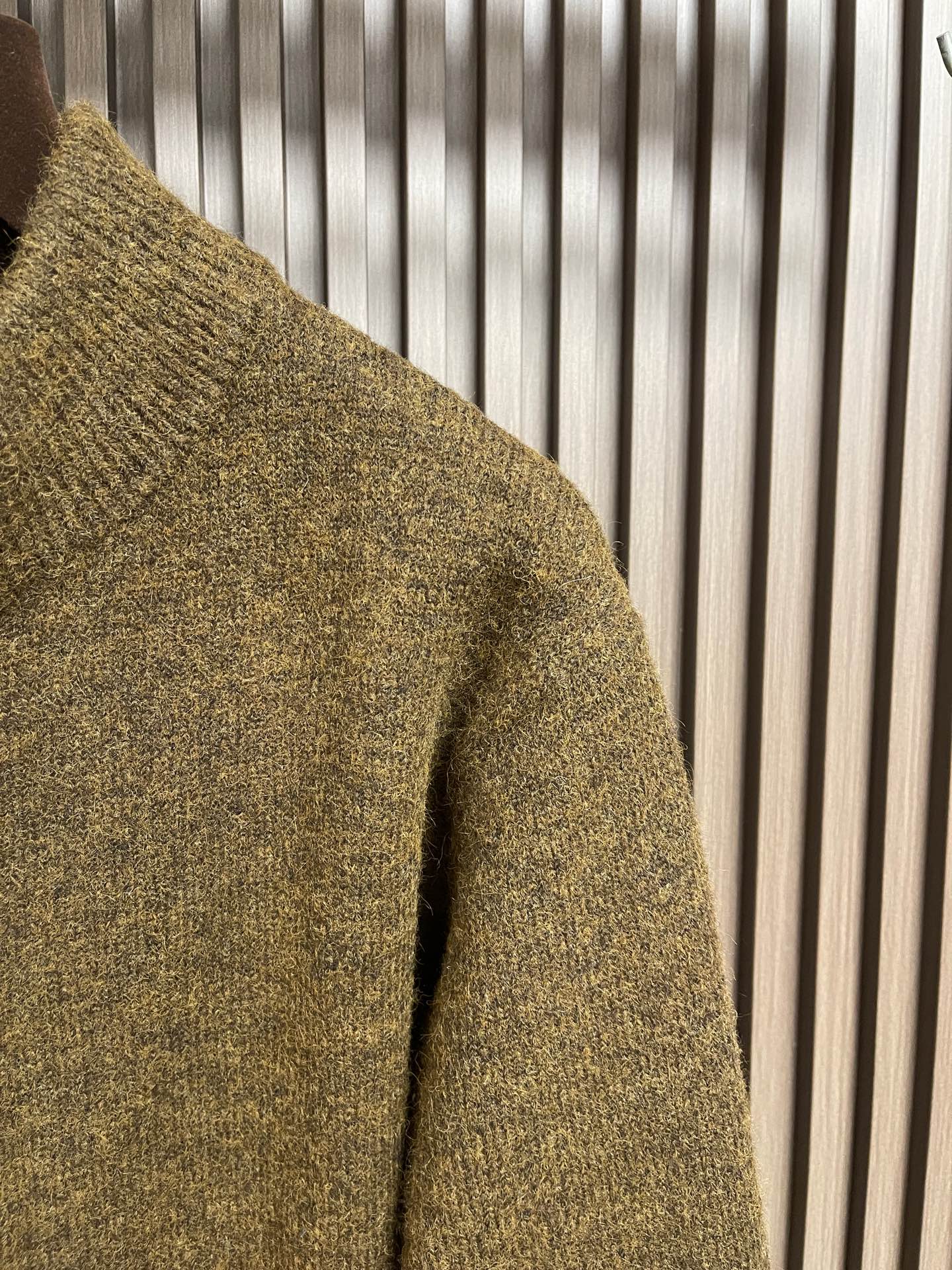 🛒🛒Zegna 2025SS秋冬新款经典毛衣针织开衫 采用日本进口自动针织机织造 针路紧密，版型可修身可