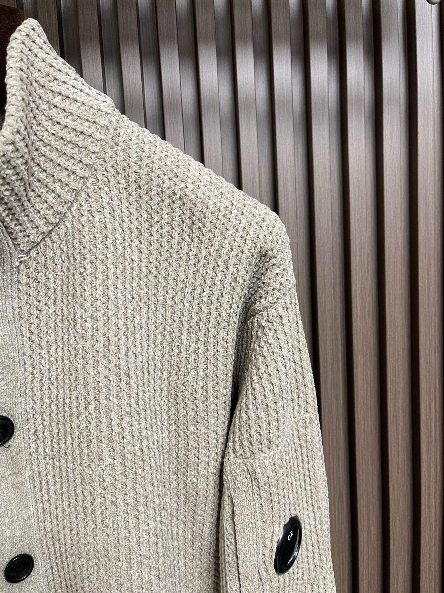 🛒🛒CP ComPany 立领针织长袖毛衣开衫外套，定织定染客供纱线，面料属性皆为上乘，采用丝光工艺处理