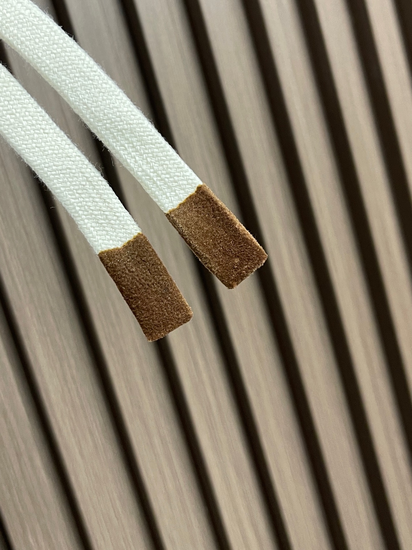 🛒🛒BV 加厚加绒定制暖棕色格调格仔裤，BV匠心打造的加厚加绒格仔裤，把冬日温暖与意式优雅缝进每一道细节