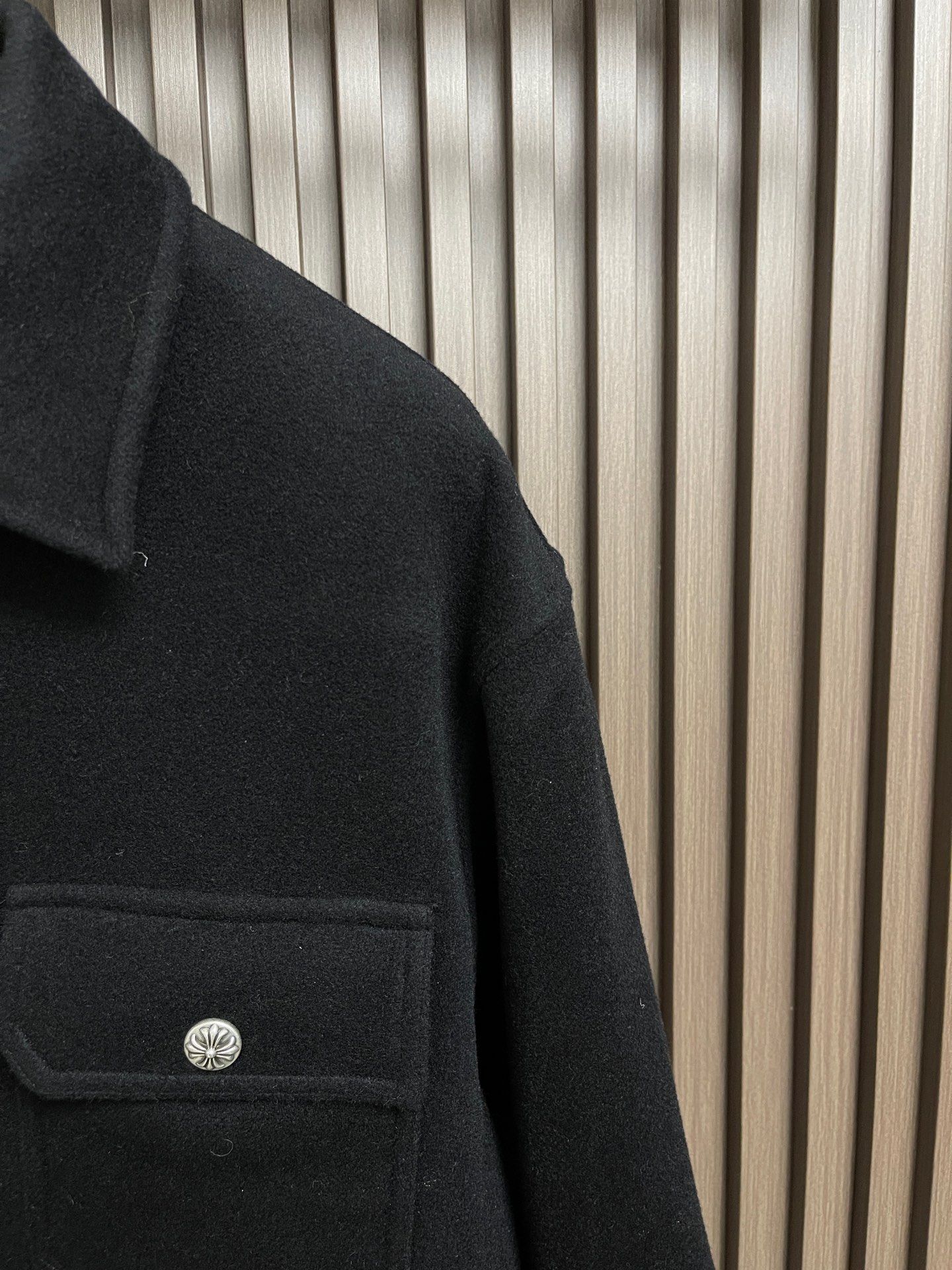 🛒🛒CH克罗心 2026SS秋冬新款羊绒衬衣夹克外套 采用进口羊绒羊毛混纺 面料 百分之60的羊绒 白分