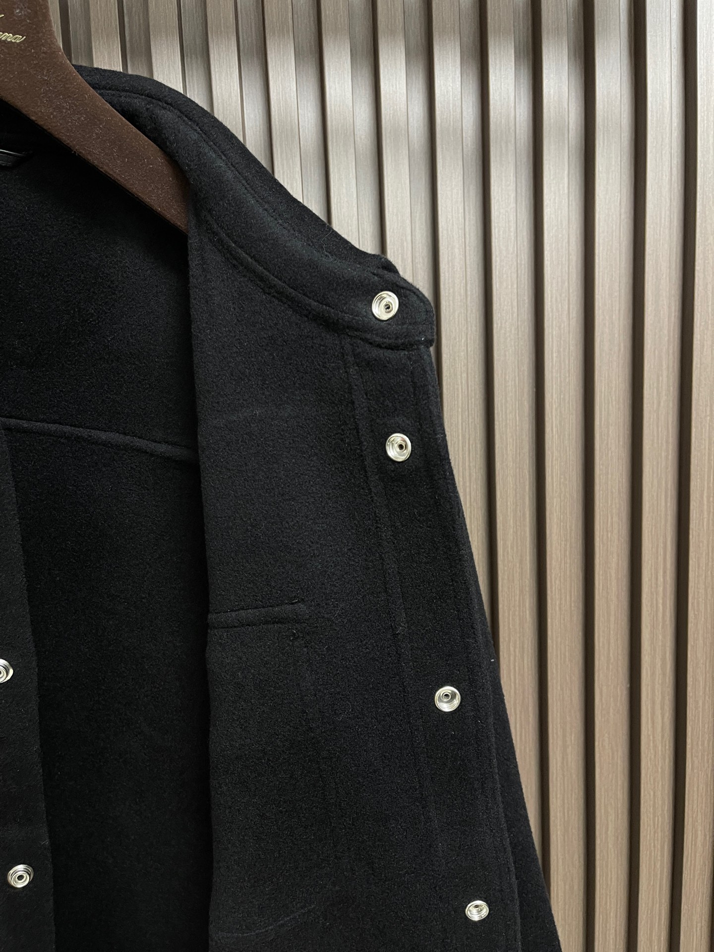 🛒🛒CH克罗心 2026SS秋冬新款羊绒衬衣夹克外套 采用进口羊绒羊毛混纺 面料 百分之60的羊绒 白分