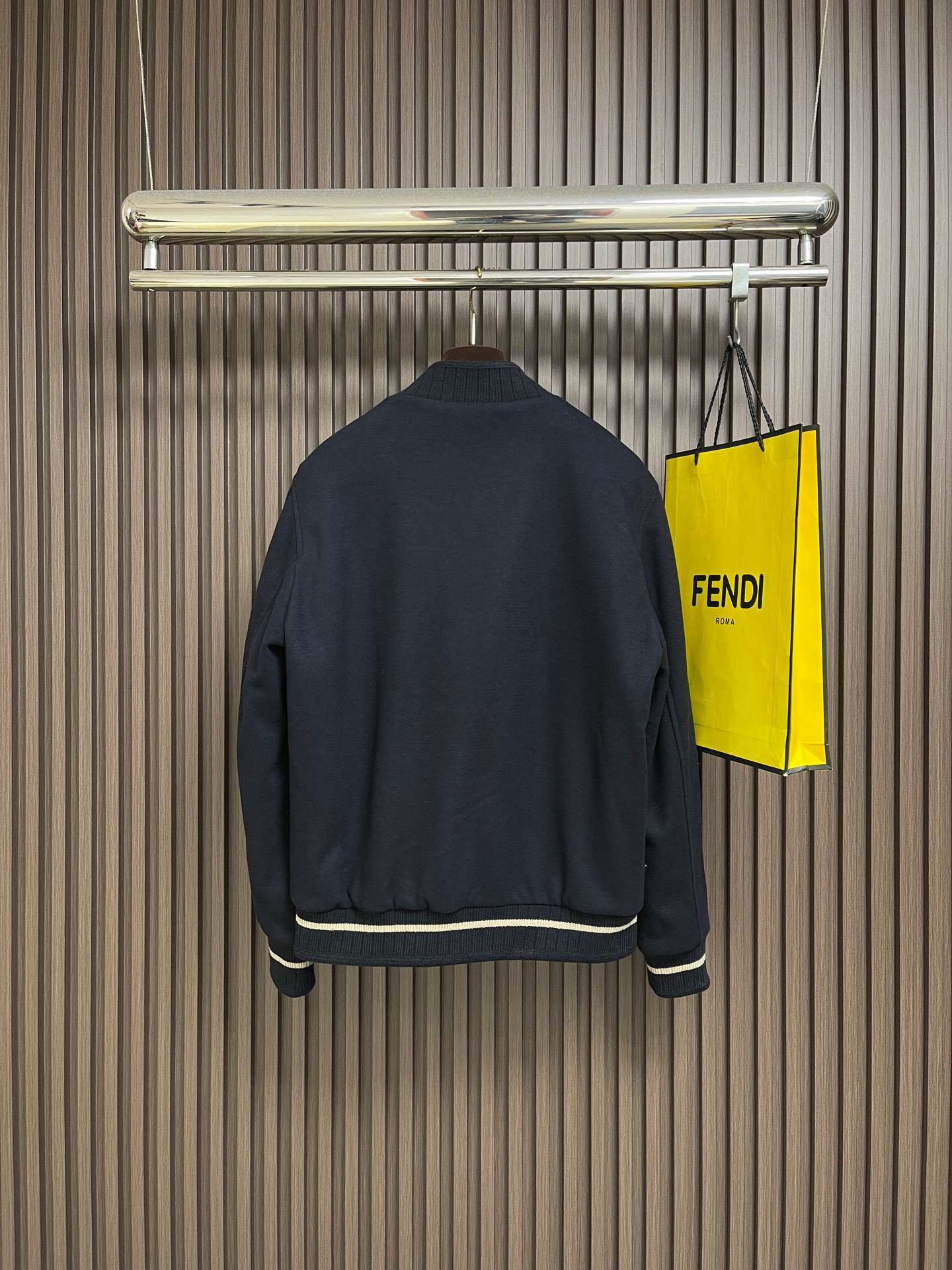 🛒🛒BrunelloCucinelli布鲁内洛·库奇内利 BC 2026SS 新款男士夹克外套，经典设计