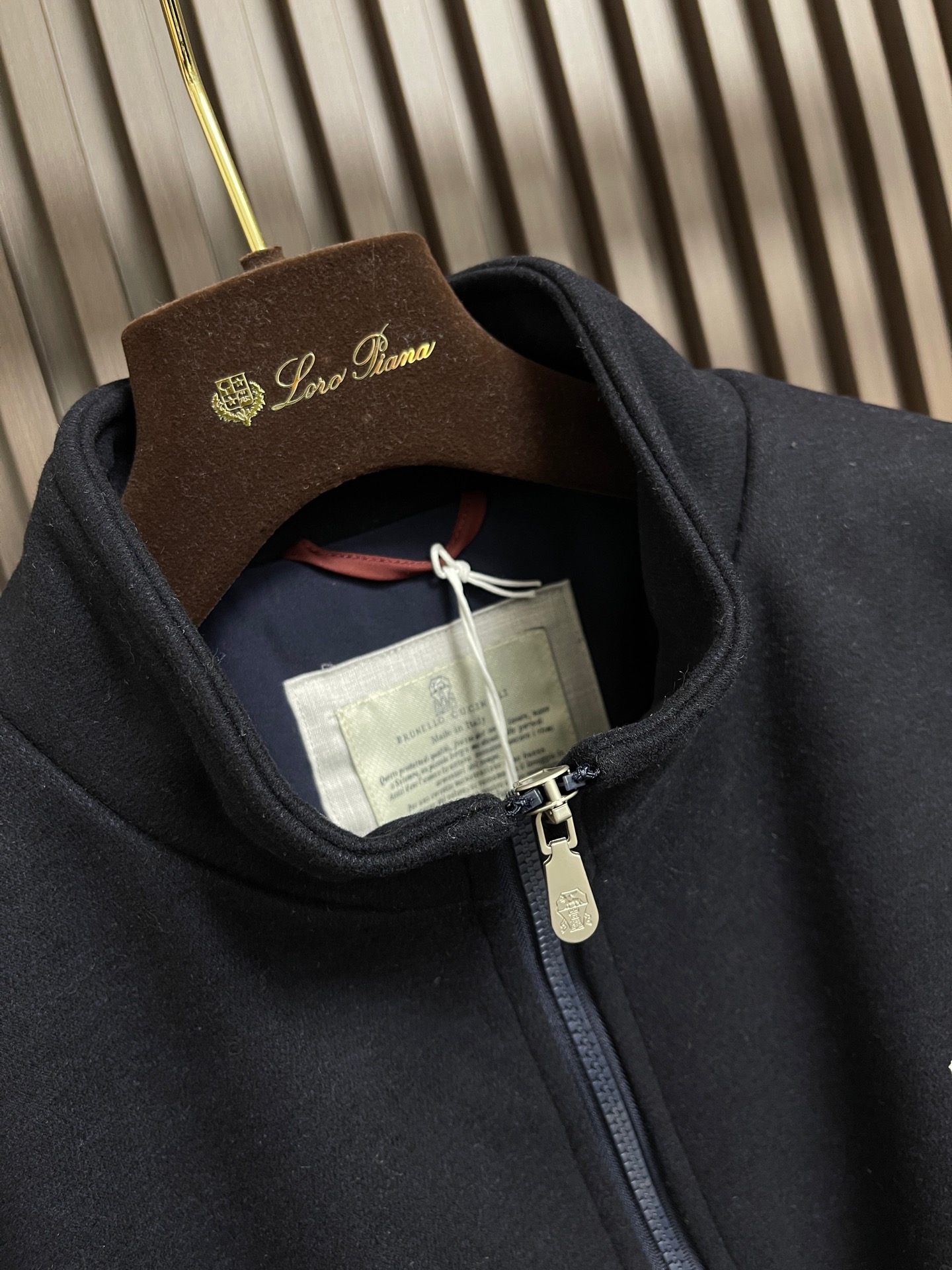 🛒🛒BrunelloCucinelli布鲁内洛·库奇内利 BC 长袖立领夹克外套，臻选高端弹力纯棉棉面料