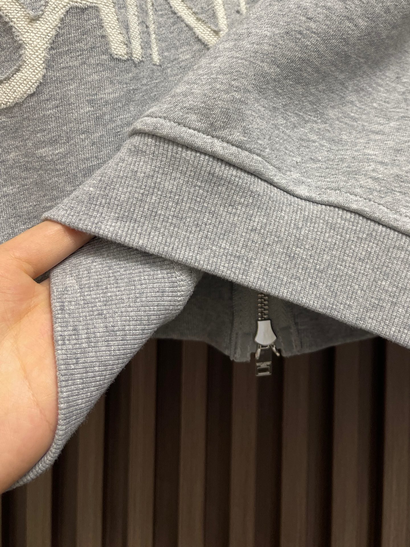 🛒🛒YSL le cassandre连帽卫衣，面料32s单双纱＋21s单纱抓毛底，克重360g，起绒布连