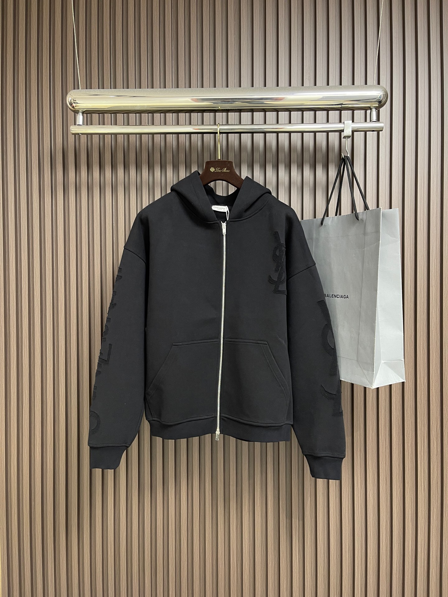 🛒🛒YSL le cassandre连帽卫衣，面料32s单双纱＋21s单纱抓毛底，克重360g，起绒布连