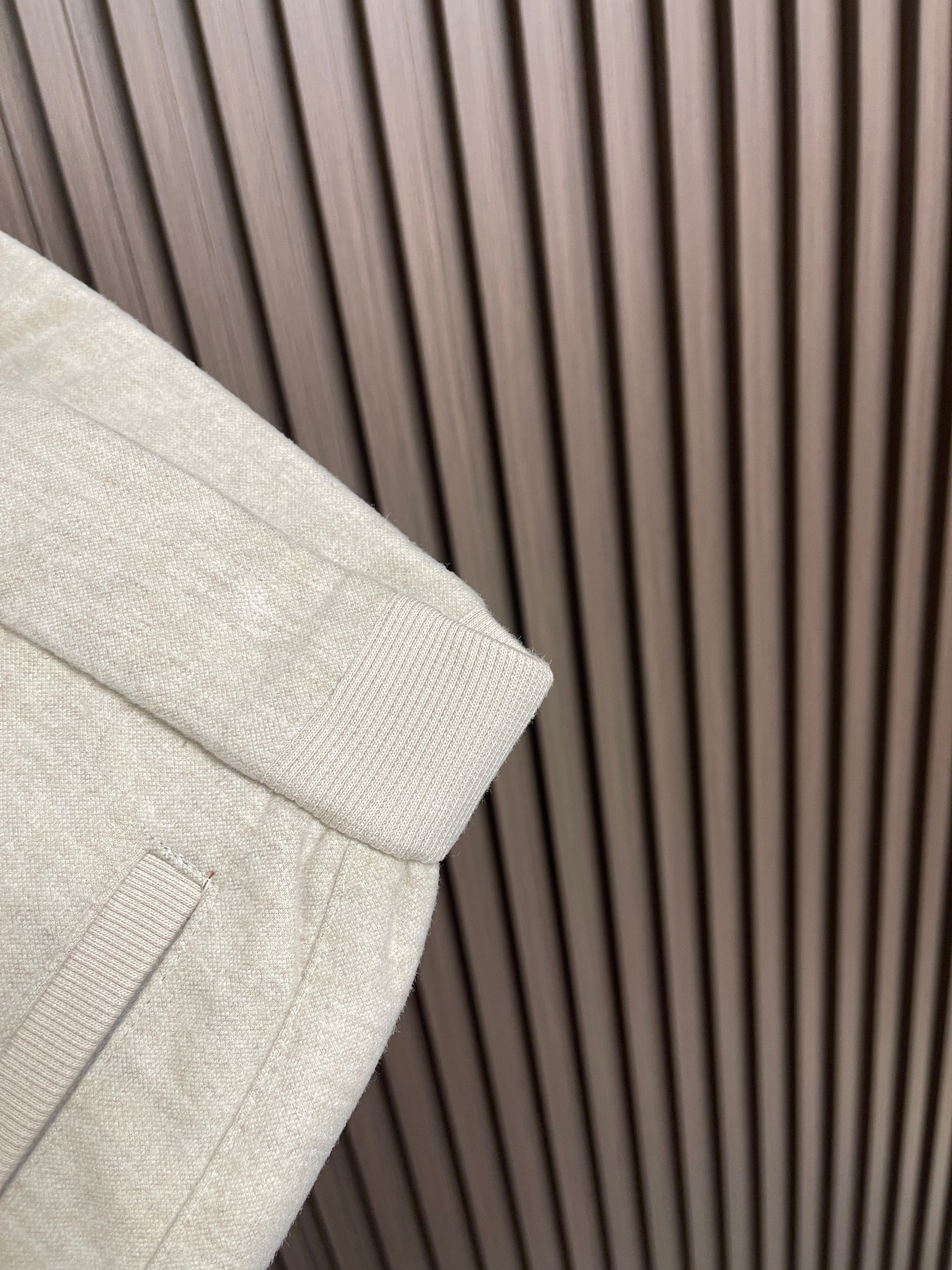 🛒🛒BrunelloCucinelli BC 男士加绒直筒裤休闲裤，2025SS早秋新款，内里完美包边，