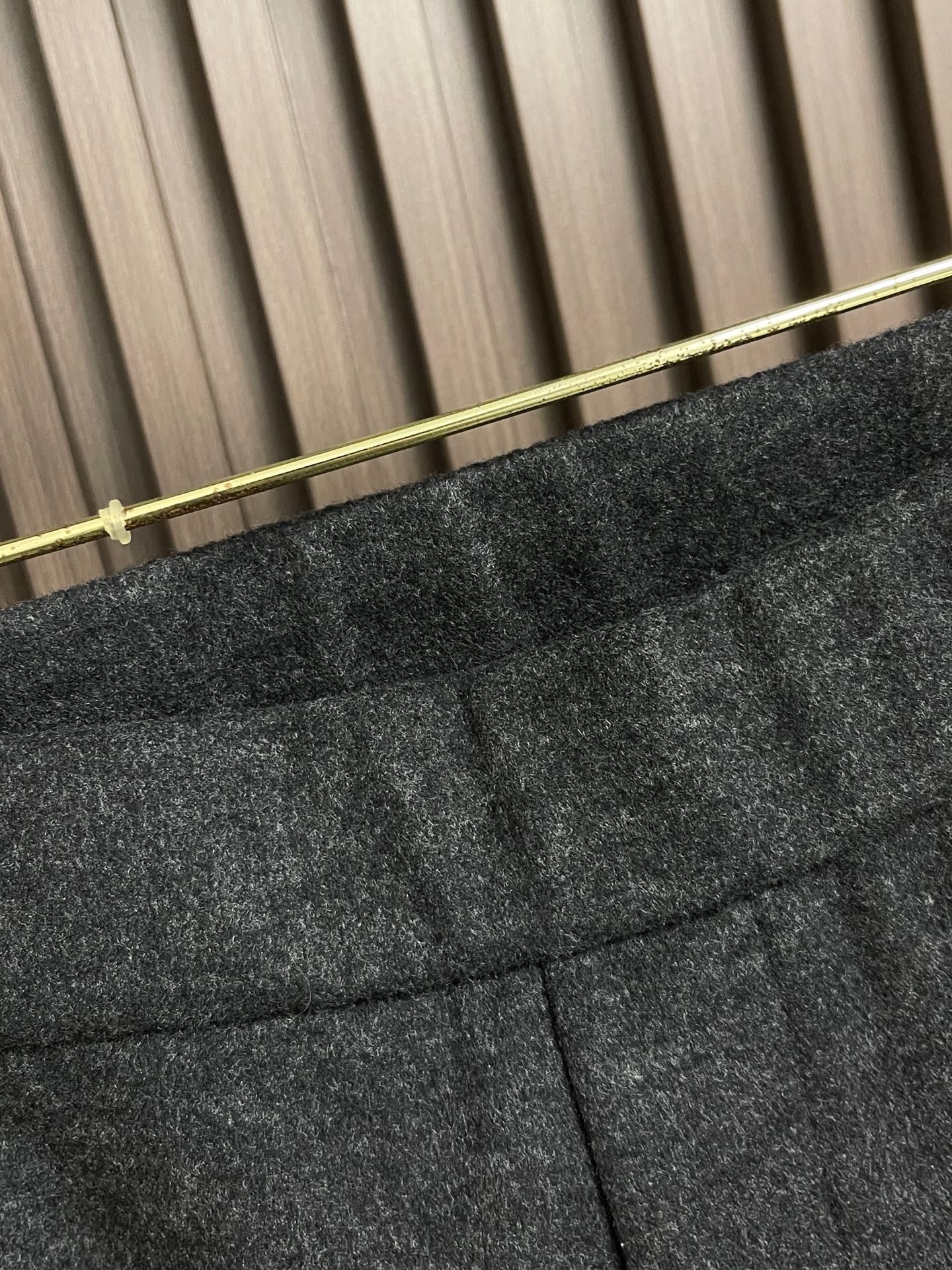 🛒🛒BrunelloCucinelli BC 男士加绒直筒裤休闲裤，2025SS早秋新款，内里完美包边，