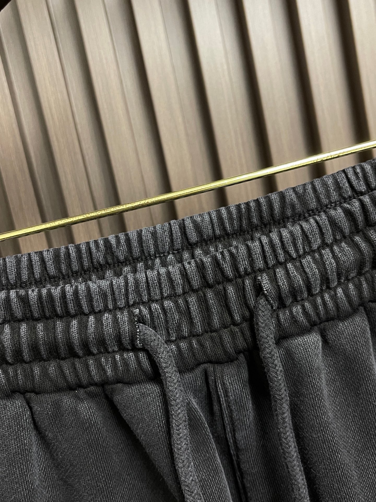 🛒🛒Balenciaga 2026SS早春新款直筒阔腿休闲卫裤，简约时尚新款定制面料，身穿手感舒适 低调