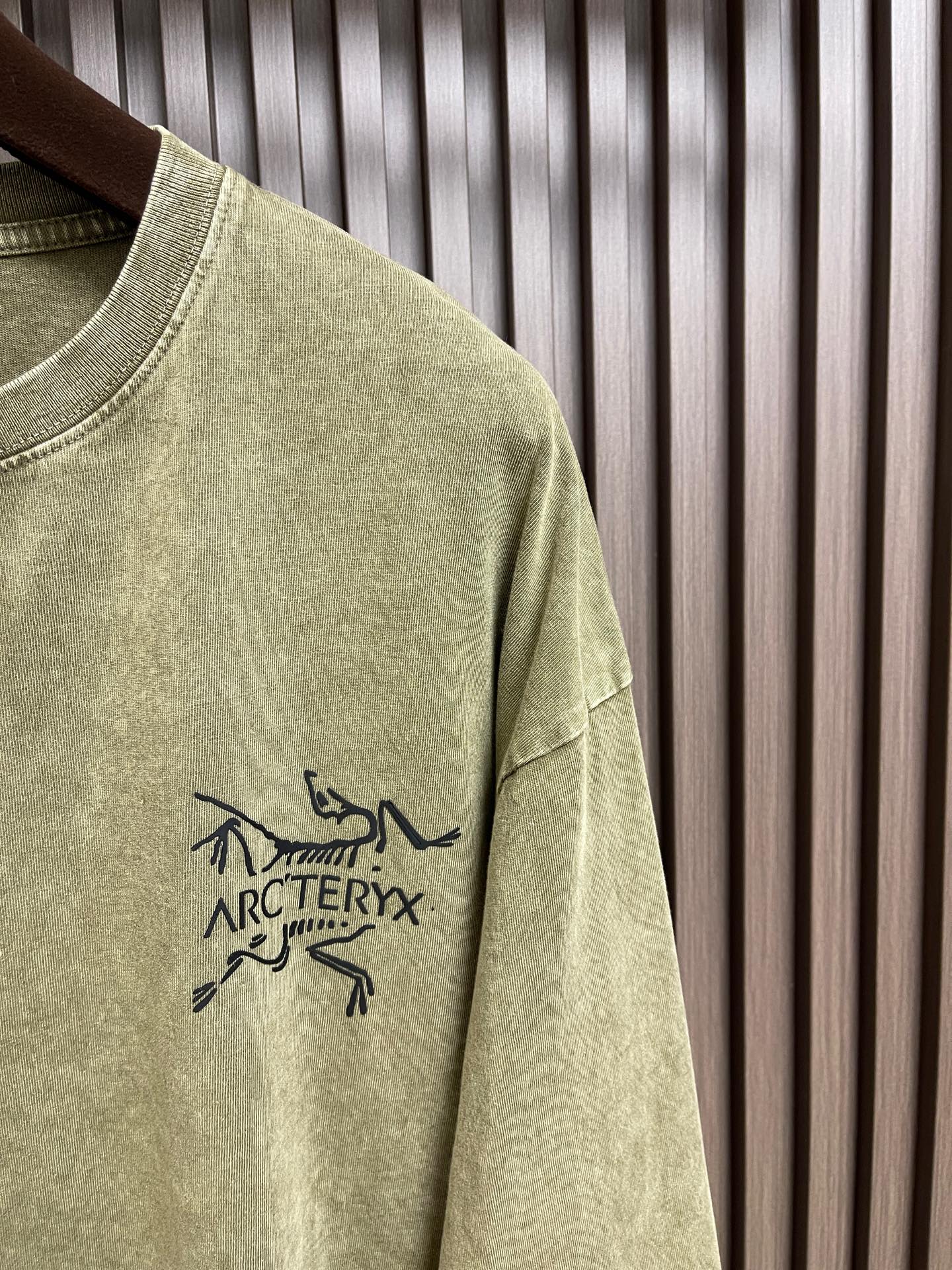 🛒🛒ARCTERYX 始祖鸟2026ss新款圆领卫衣，经典logo标识印花视觉冲击力时尚感强！面料柔软舒