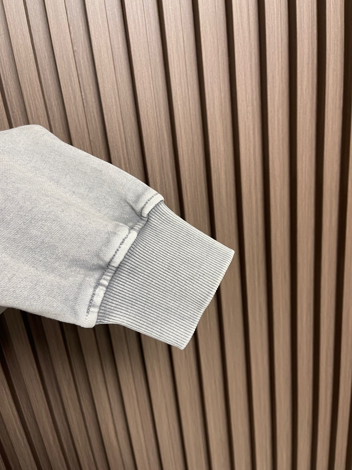 🛒🛒Balenciaga 2026ss早春互扣标识图案提花圆领长袖卫衣，鱼鳞底纯棉面料、尼龙固浆水印、经