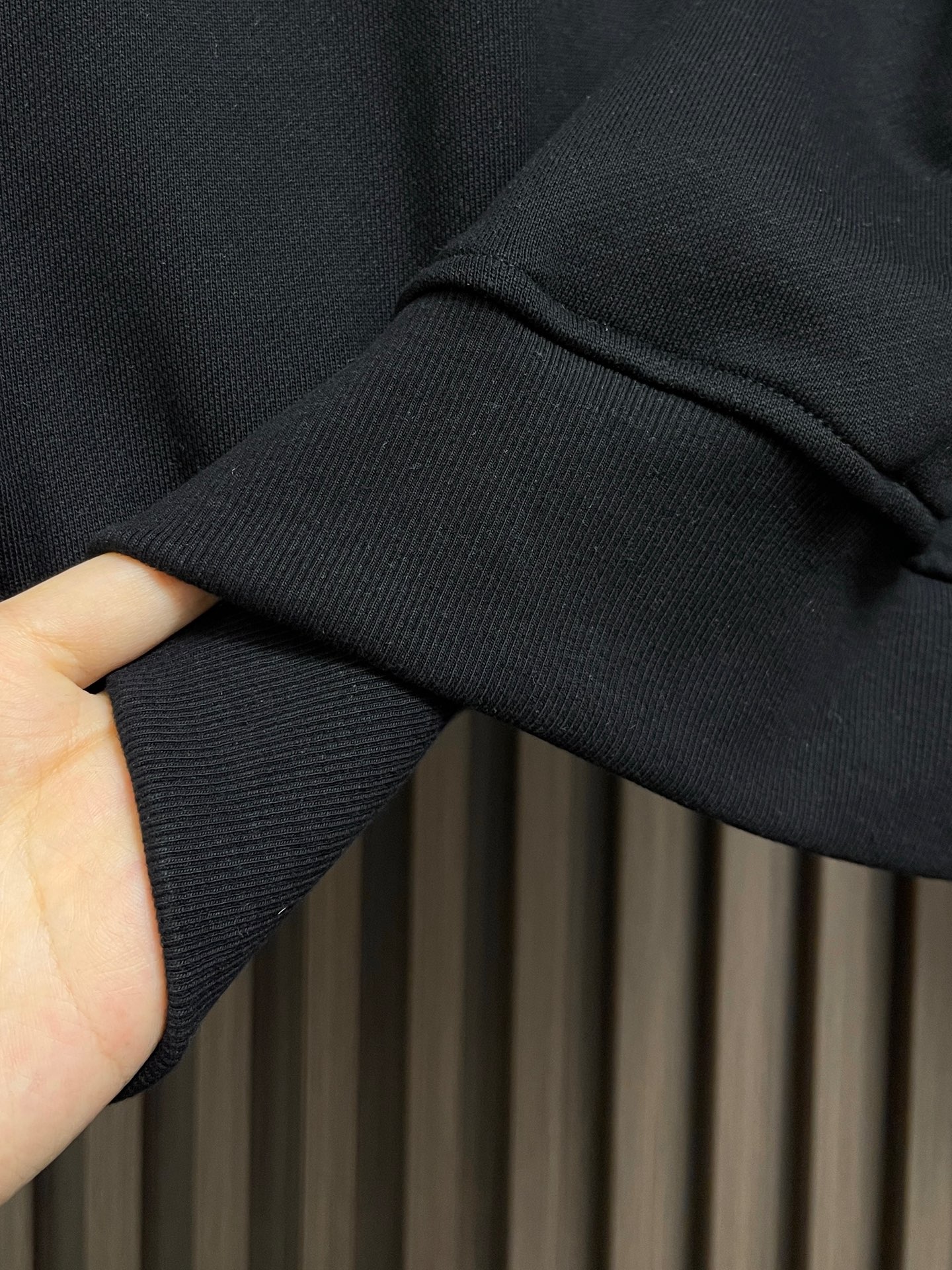 🛒🛒DolceGabbana杜嘉班纳 DG 2026ss早春连帽卫衣，经典款式的延续， 胸口logo印花