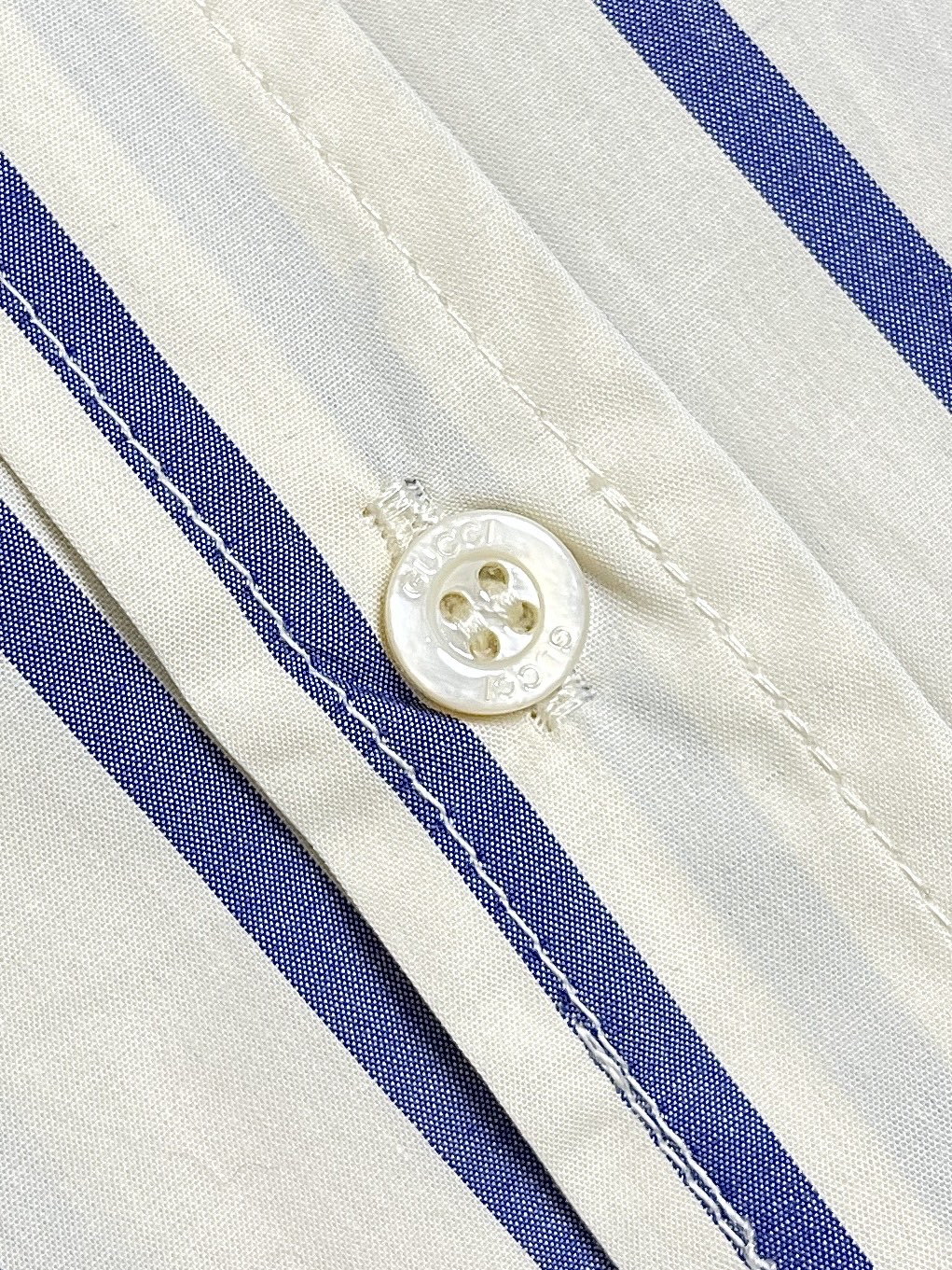 🛒🛒GUCCI 条纹棉府绸长袖衬衫，2026ss早春男士系列，是一场根植于Gucci品牌经典的传承与创新