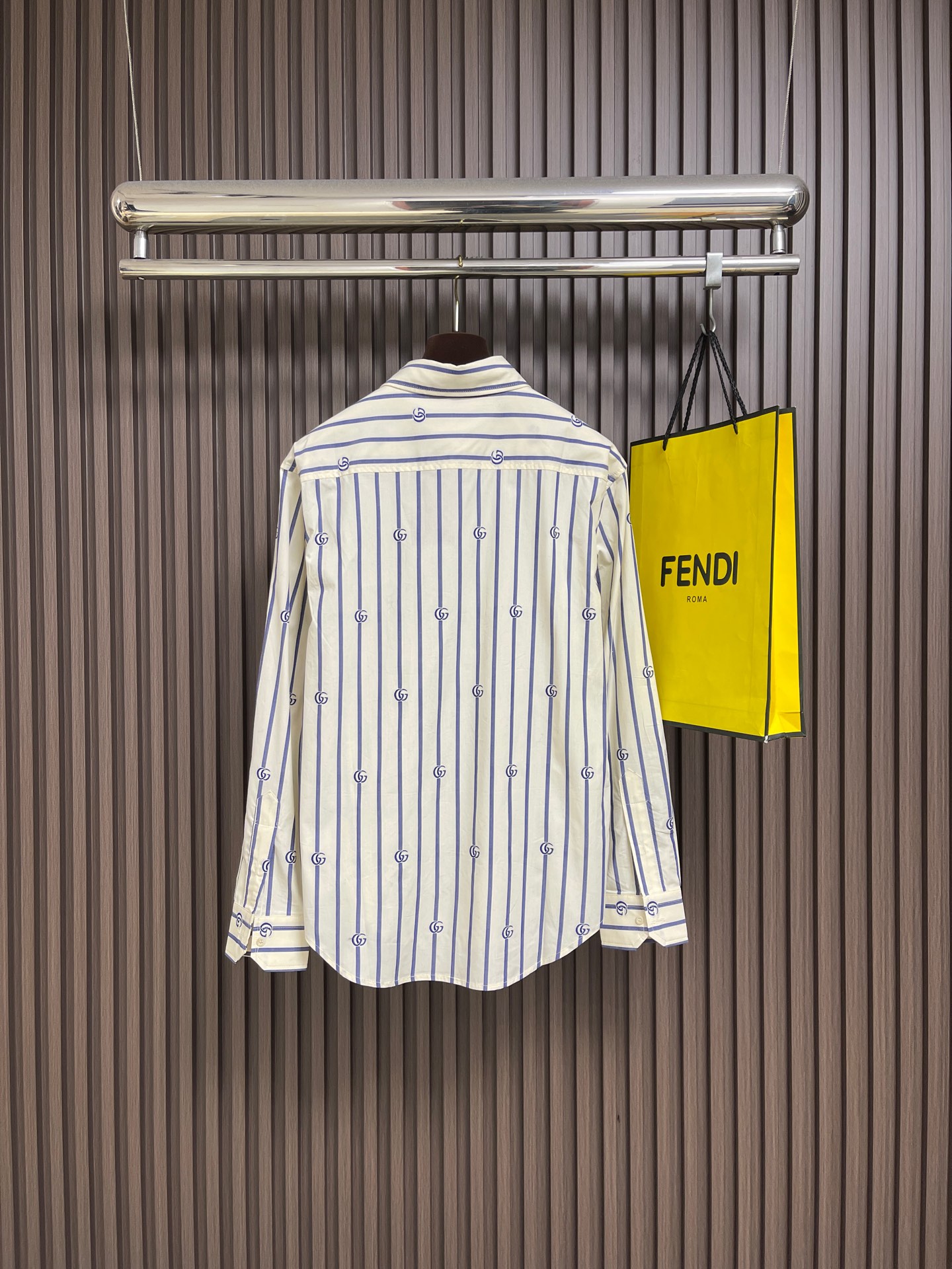 🛒🛒GUCCI 条纹棉府绸长袖衬衫，2026ss早春男士系列，是一场根植于Gucci品牌经典的传承与创新