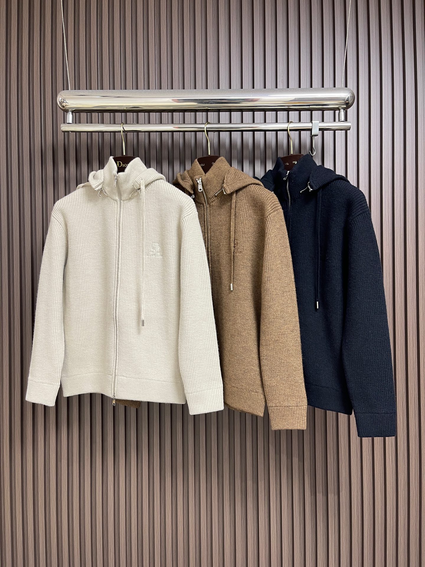 🛒🛒lP🆕 LoroPiana 诺悠翩雅 2025FW男士秋冬羊毛混纺拉链连帽针织毛衣，帽子可以拆卸 上