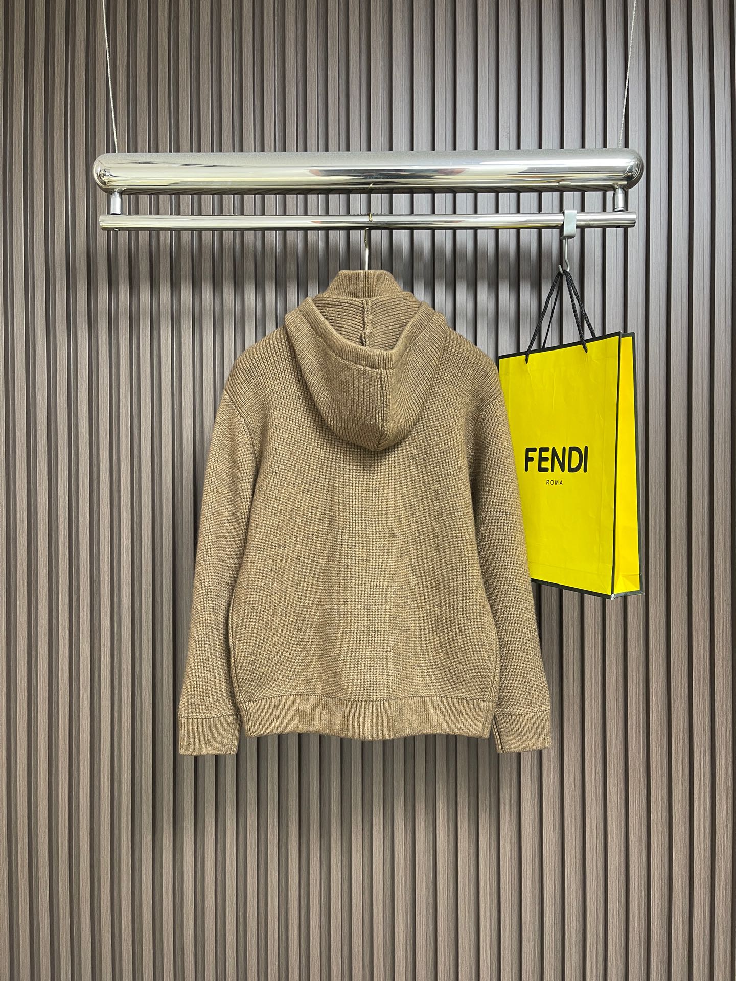 🛒🛒lP🆕 LoroPiana 诺悠翩雅 2025FW男士秋冬羊毛混纺拉链连帽针织毛衣，帽子可以拆卸 上