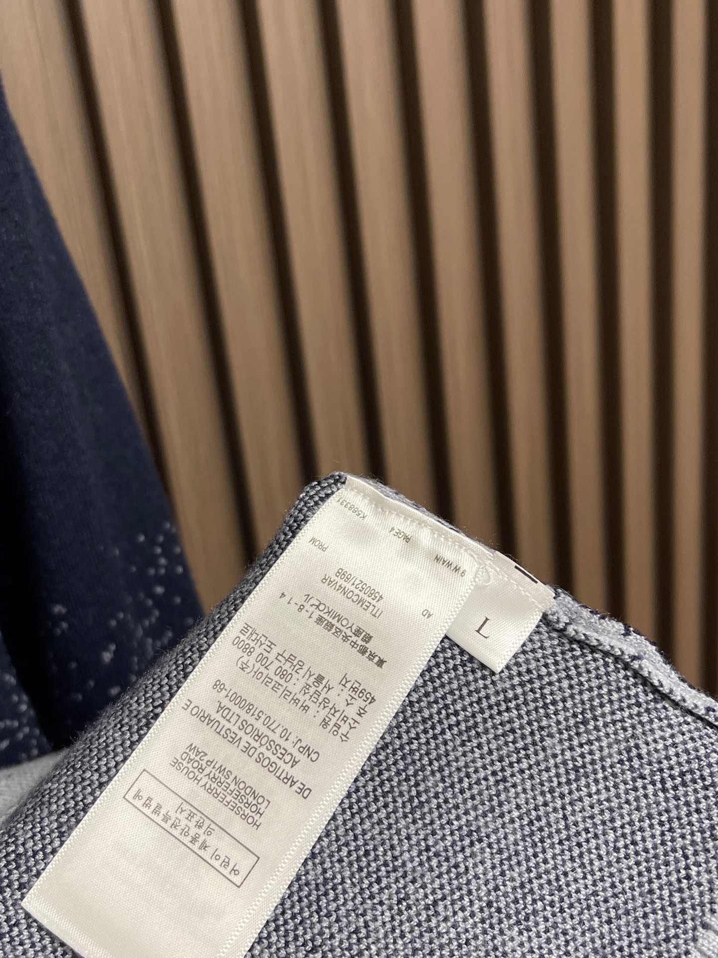 🛒🛒LV 2025fw 渐变提花圆领针织毛衣，跟足原板定染60支精梳赛络纺双纱采用先进14针挂毛机双层提