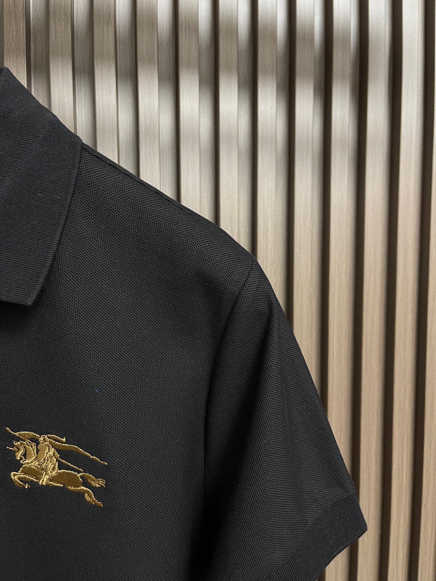 🛒🛒Burberry 经典款短袖Polo衫，面料色牢度，变型度，纯正度，好面料带给我们直观感受就是高级，