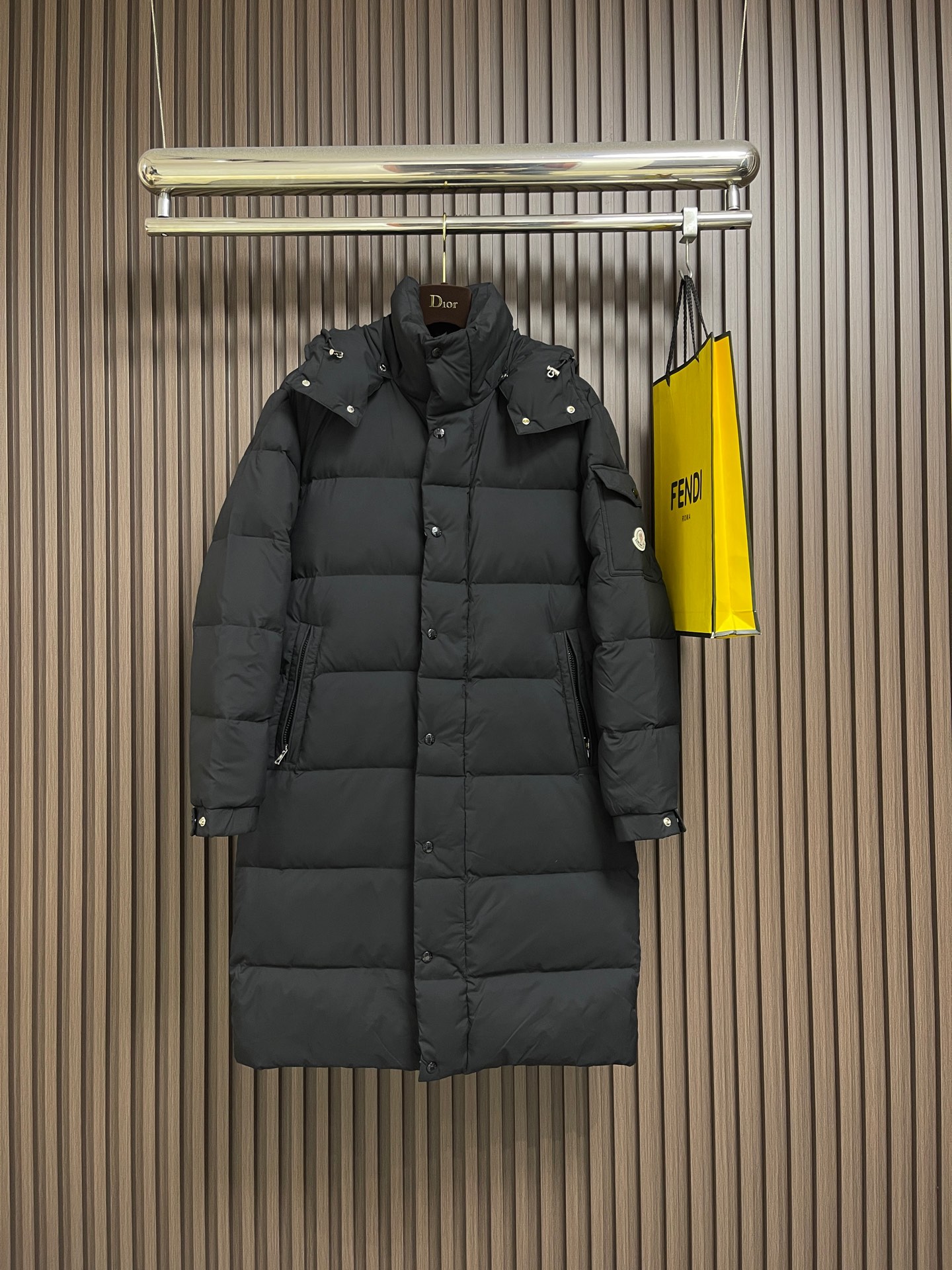 🛒🛒Moncler 蒙口 Hanovcrtan雾面长玛雅长款羽绒服，该款长款派克羽绒采用 longue 