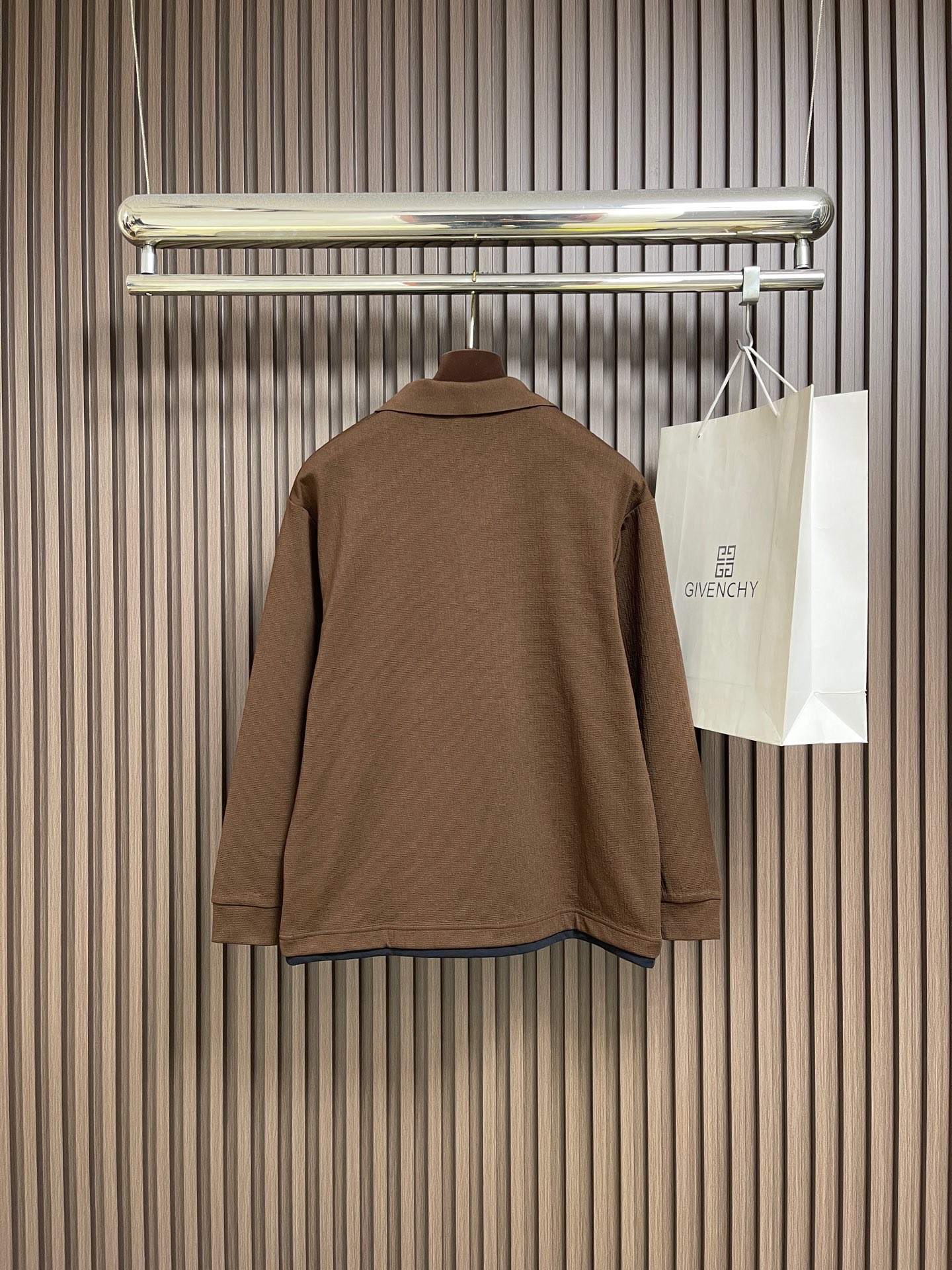 🛒🛒BV 2025ss秋冬新款长袖假两件POLO衫 高品质意大利进口精梳棉面料，高密度高克重，时尚百搭，