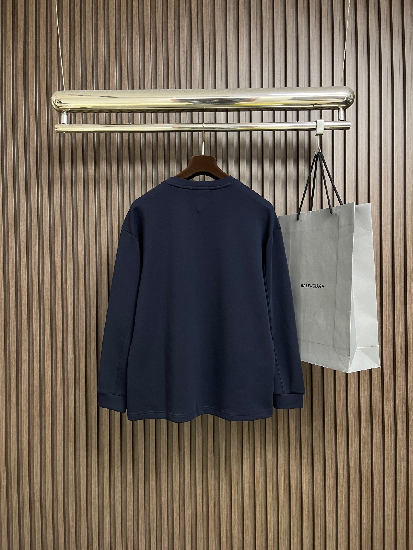 🛒🛒BV 领口V字金属标识刺绣T恤 搭配鲜明vlogo 增添浪漫巧思 定制280克双纱棉面料 定制螺纹 