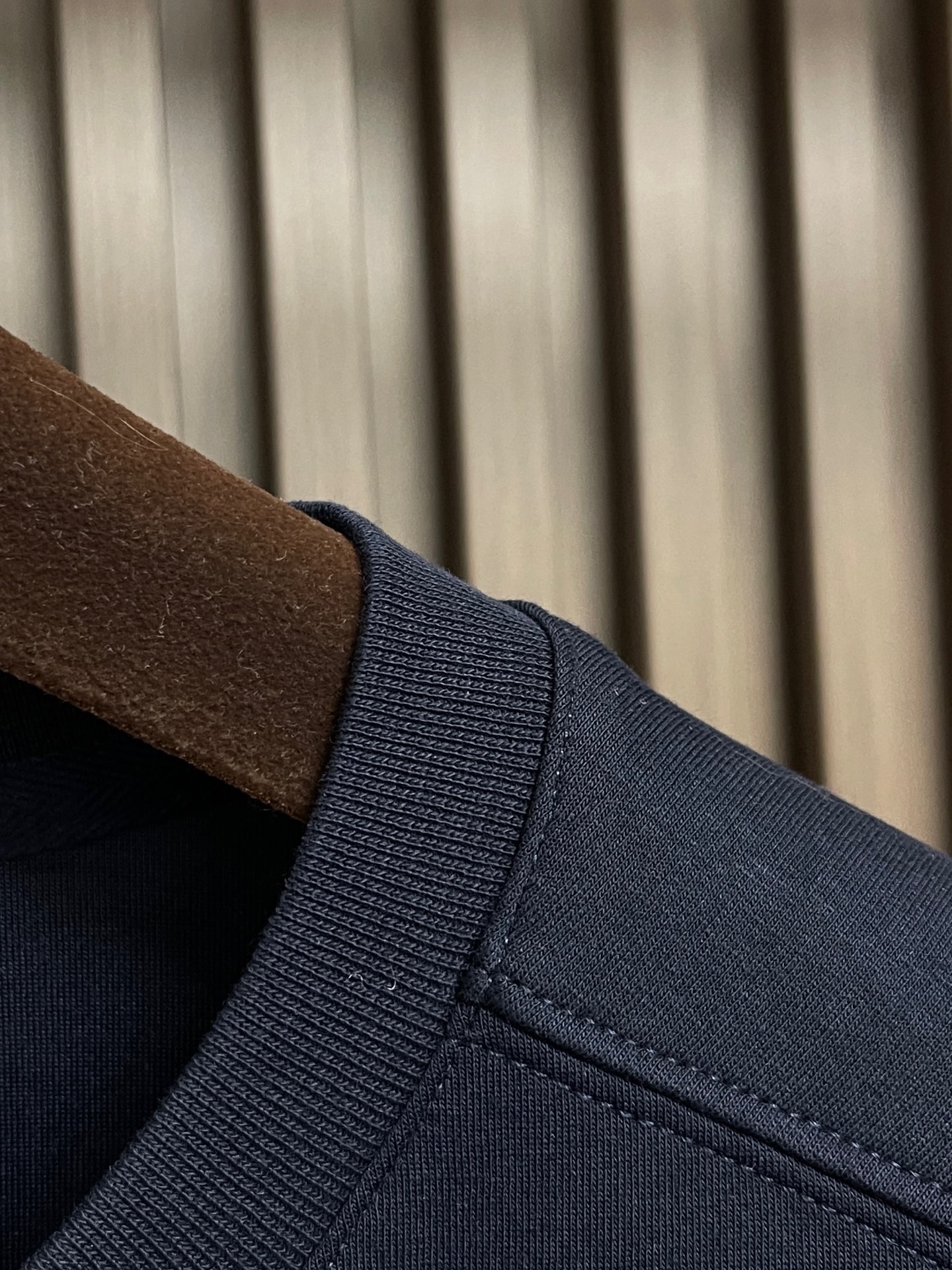 🛒🛒BV 领口V字金属标识刺绣T恤 搭配鲜明vlogo 增添浪漫巧思 定制280克双纱棉面料 定制螺纹 