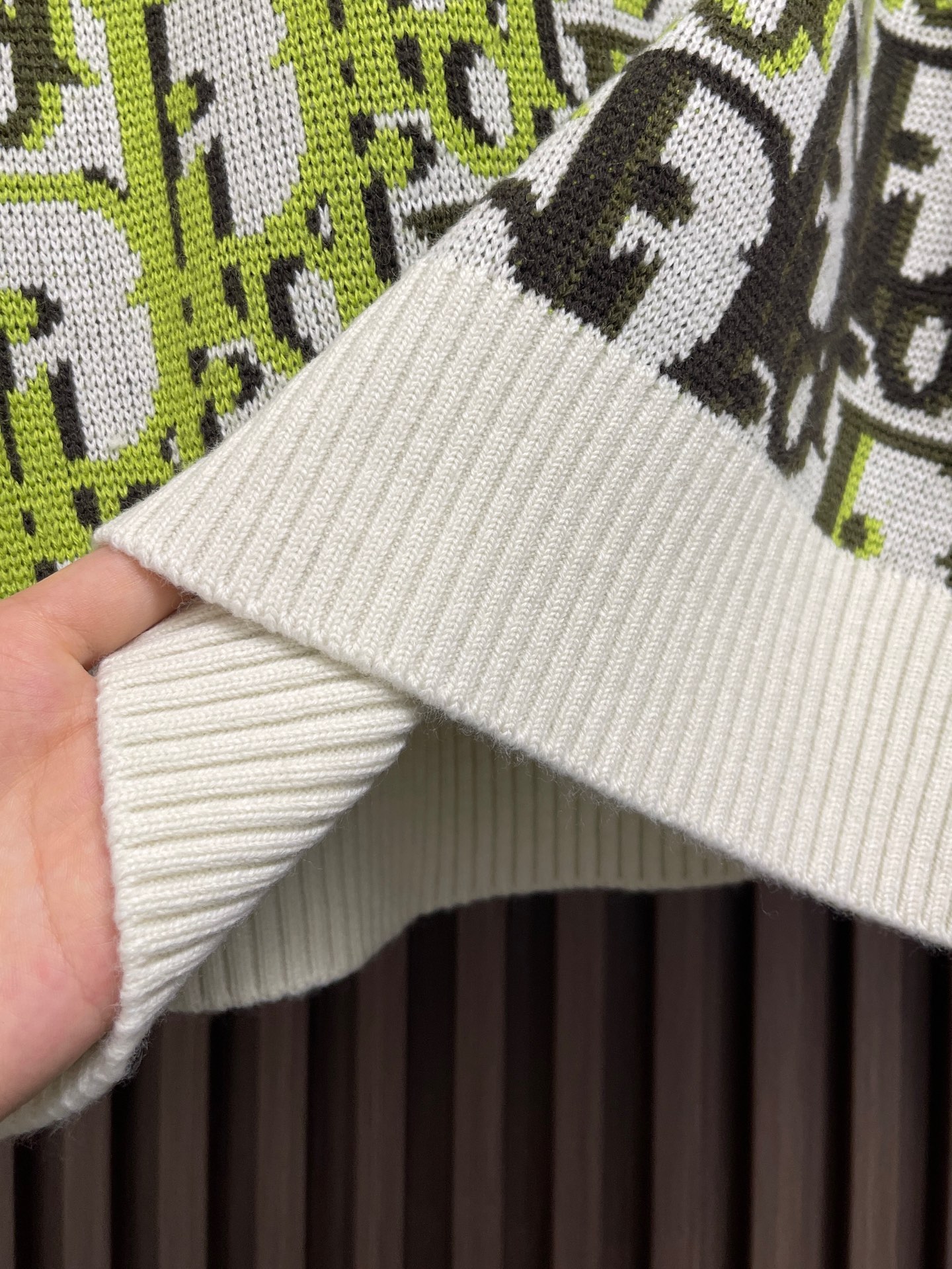 🛒🛒Dior 2026ss新款针织衫，这款针织衫是二零二六春季男装系列新品，突显 Dior 经典的Obl