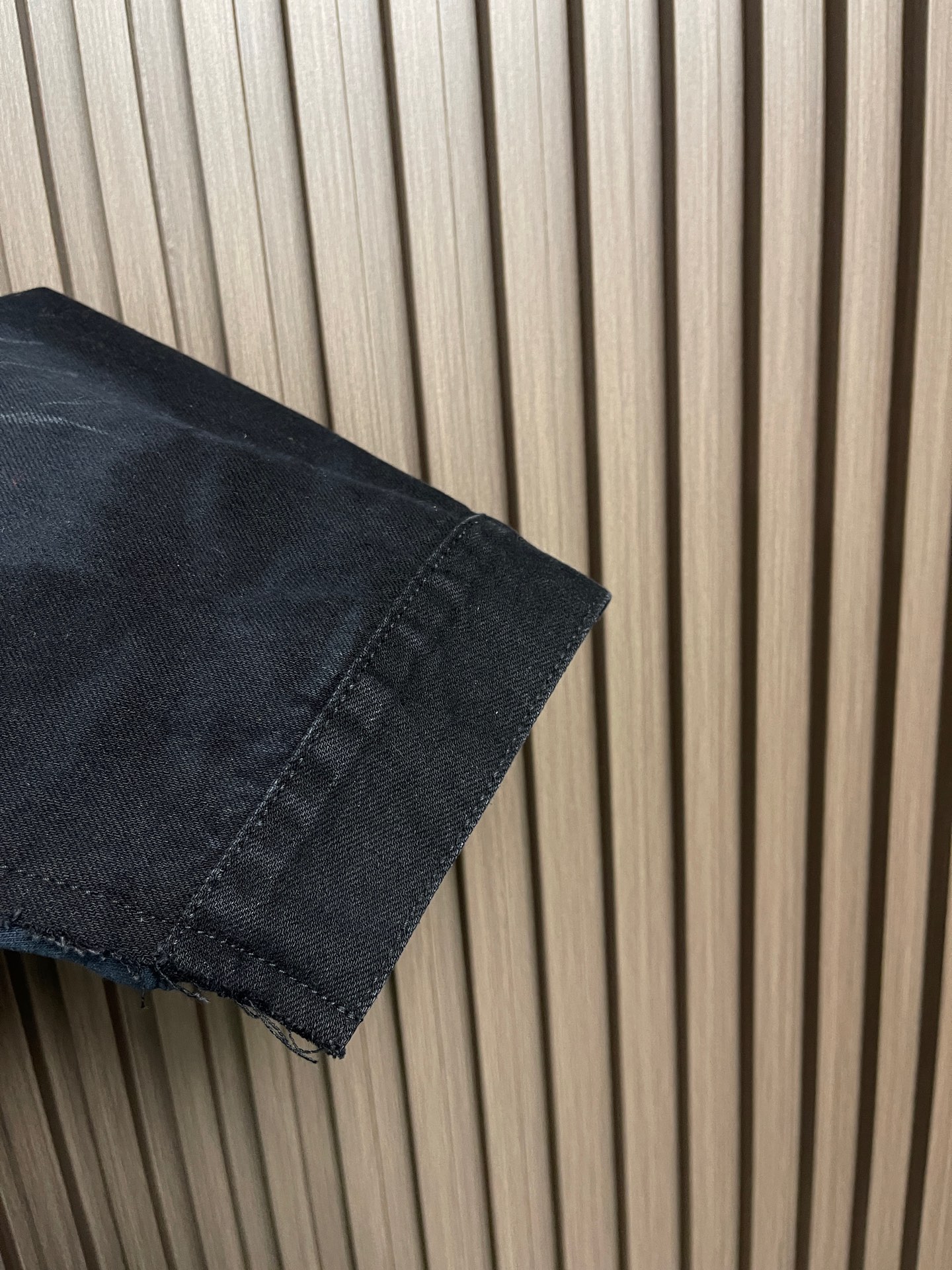 🛒🛒Balenciaga 刺绣连帽牛仔夹克，定制锁纹纯棉牛仔料 以及磨绒卫衣料 质感卓越 温润如棉舒适贴