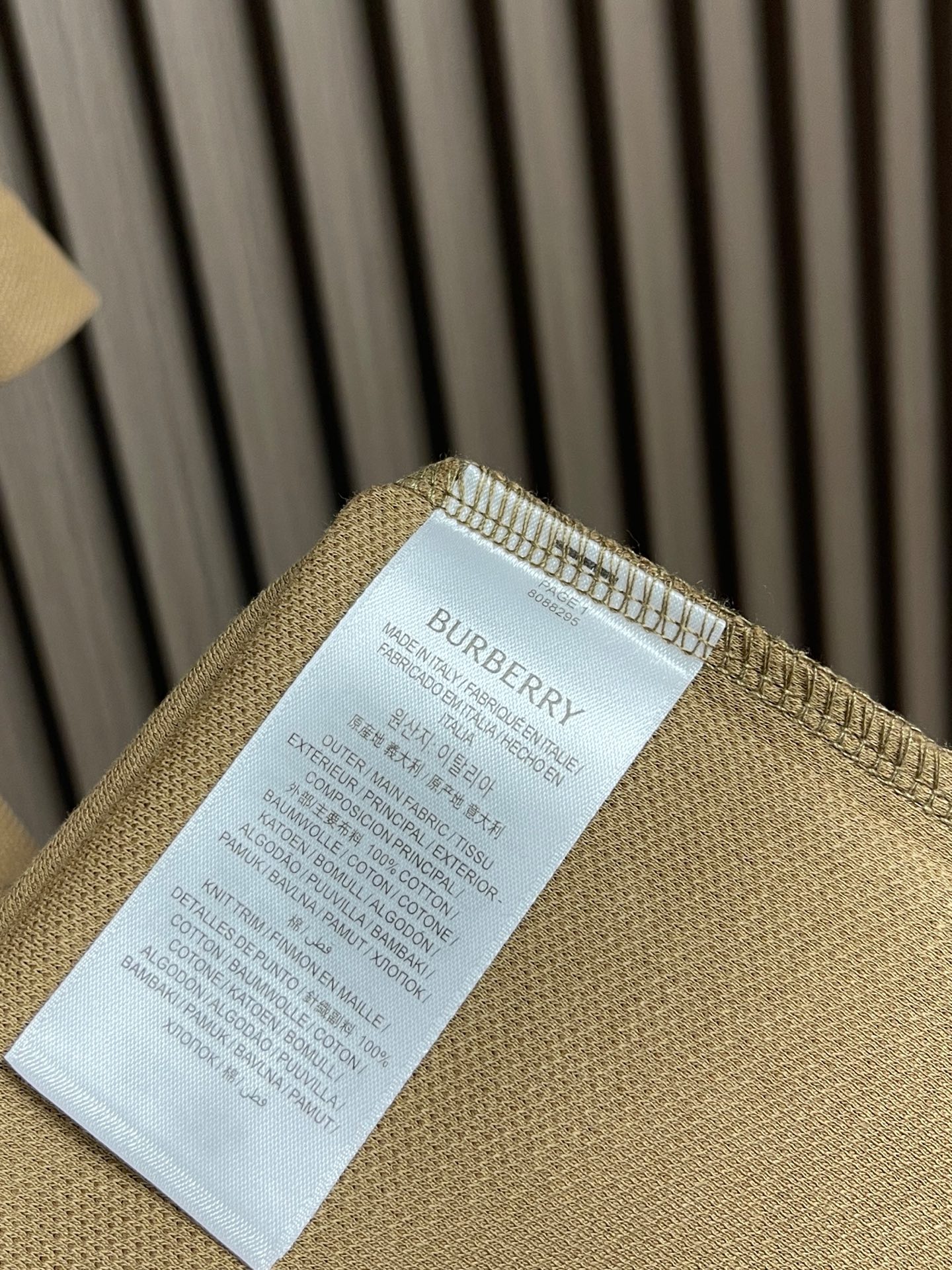 🛒🛒Burberry 2026SS早春新款战马格纹徽章短袖Polo马球衫，男女上衣，棉质 Polo衫，呈