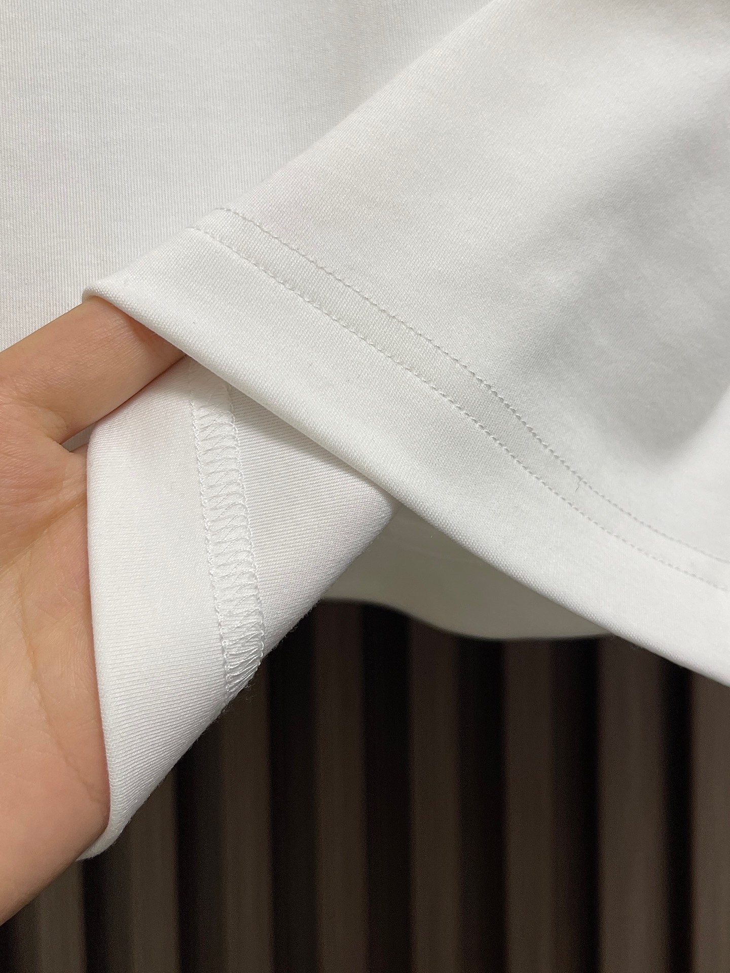 🛒🛒 Brunello Cucinelli BC 标识印花短袖T恤，定制云柔精梳棉 轻盈柔软 舒适贴肤 