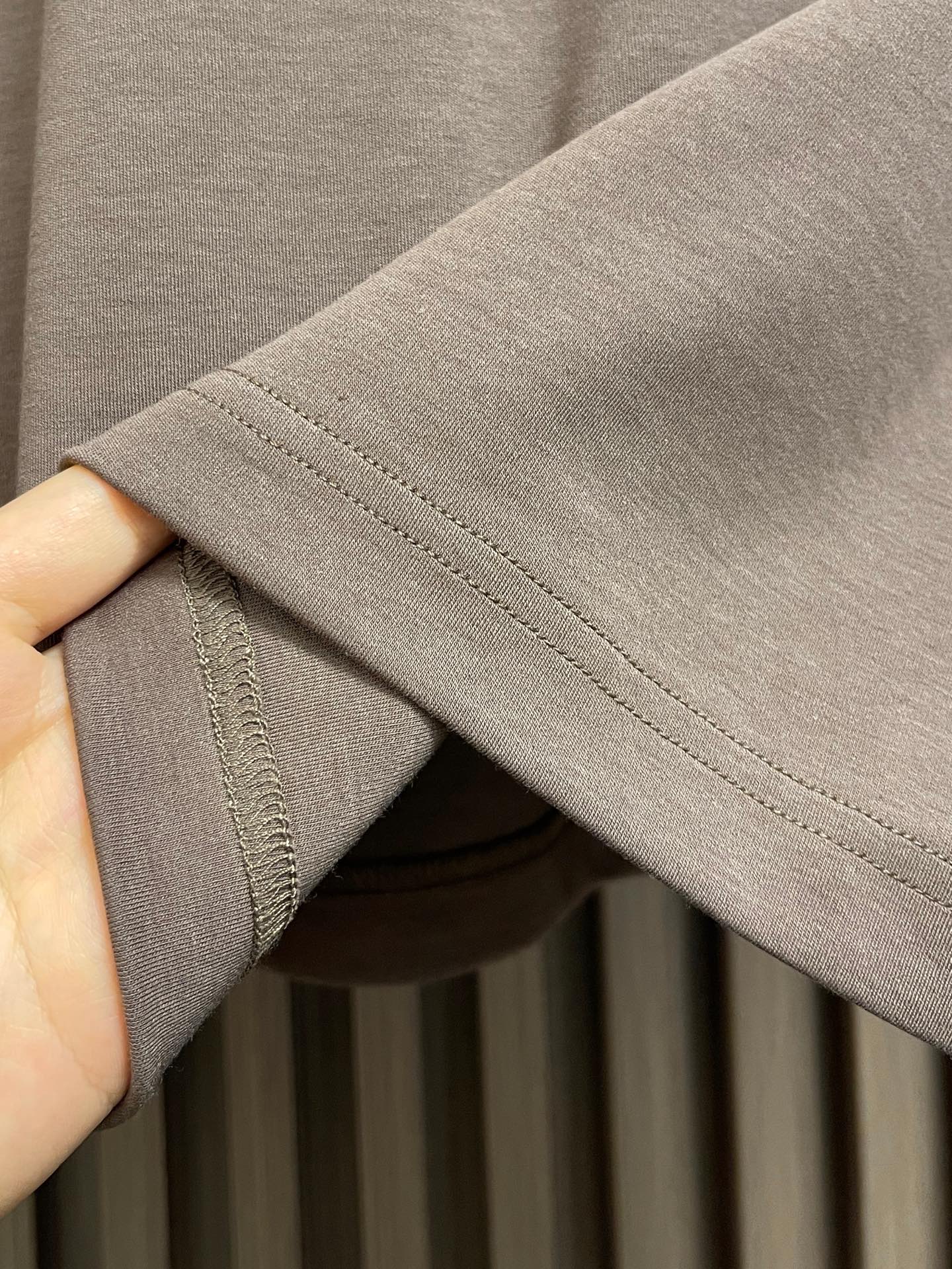 🛒🛒 Brunello Cucinelli BC 标识印花短袖T恤，定制云柔精梳棉 轻盈柔软 舒适贴肤 