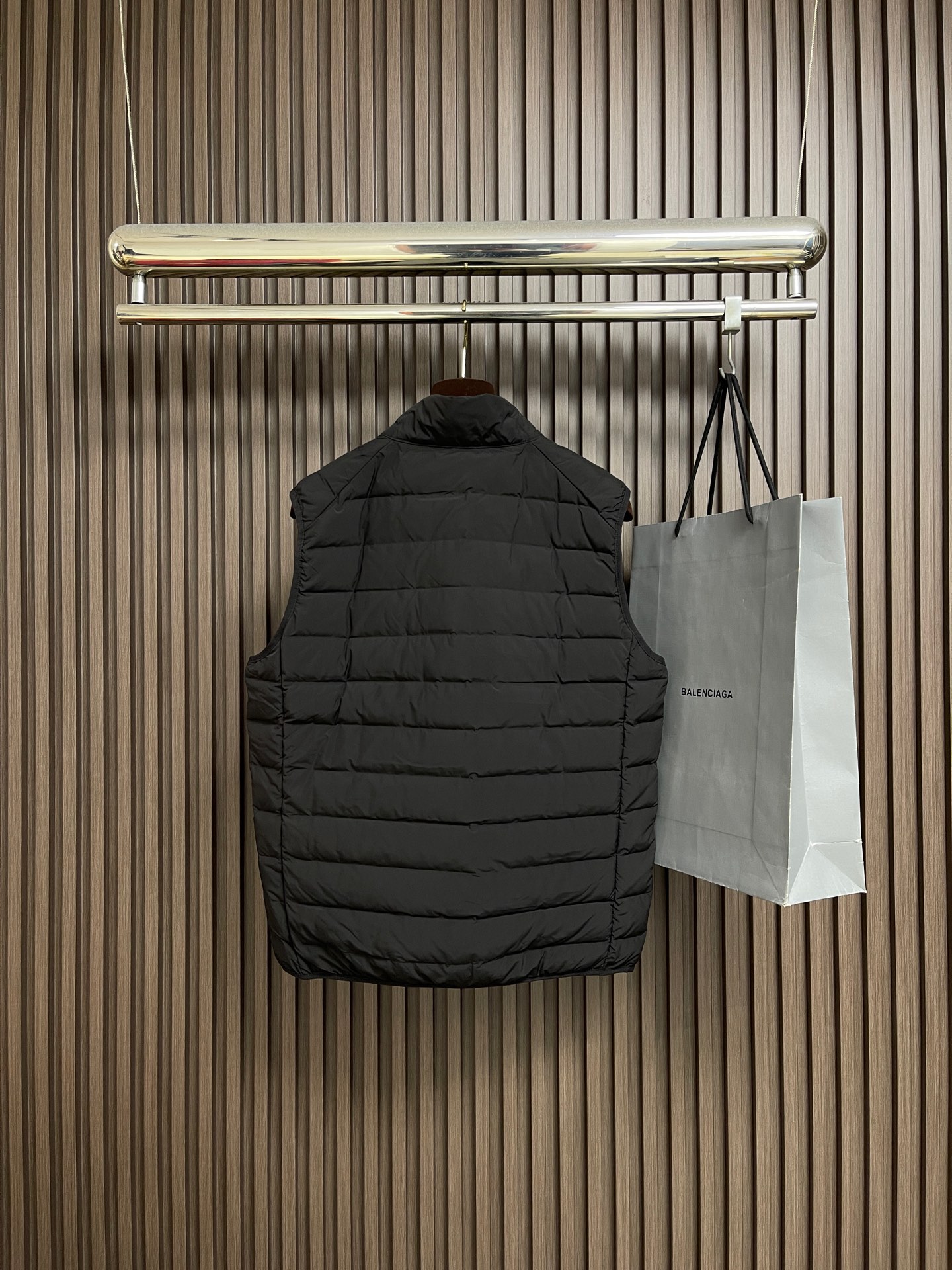 🛒🛒arcteryx 始祖鸟秋冬羽绒立领情侣马甲，日常休闲 随意搭配 都是无可挑剔，送人自留！都非常有面